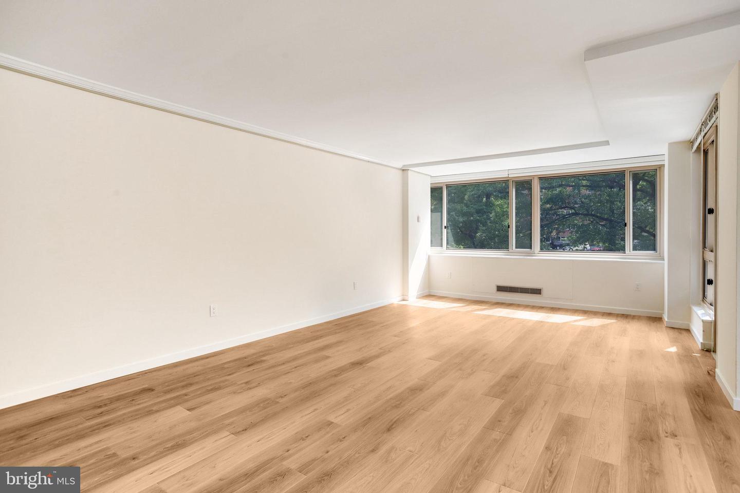 4101 CATHEDRAL AVE NW #711, WASHINGTON, District Of Columbia 20016, 2 Bedrooms Bedrooms, ,2 BathroomsBathrooms,Residential,For sale,4101 CATHEDRAL AVE NW #711,DCDC2225992 MLS # DCDC2225992