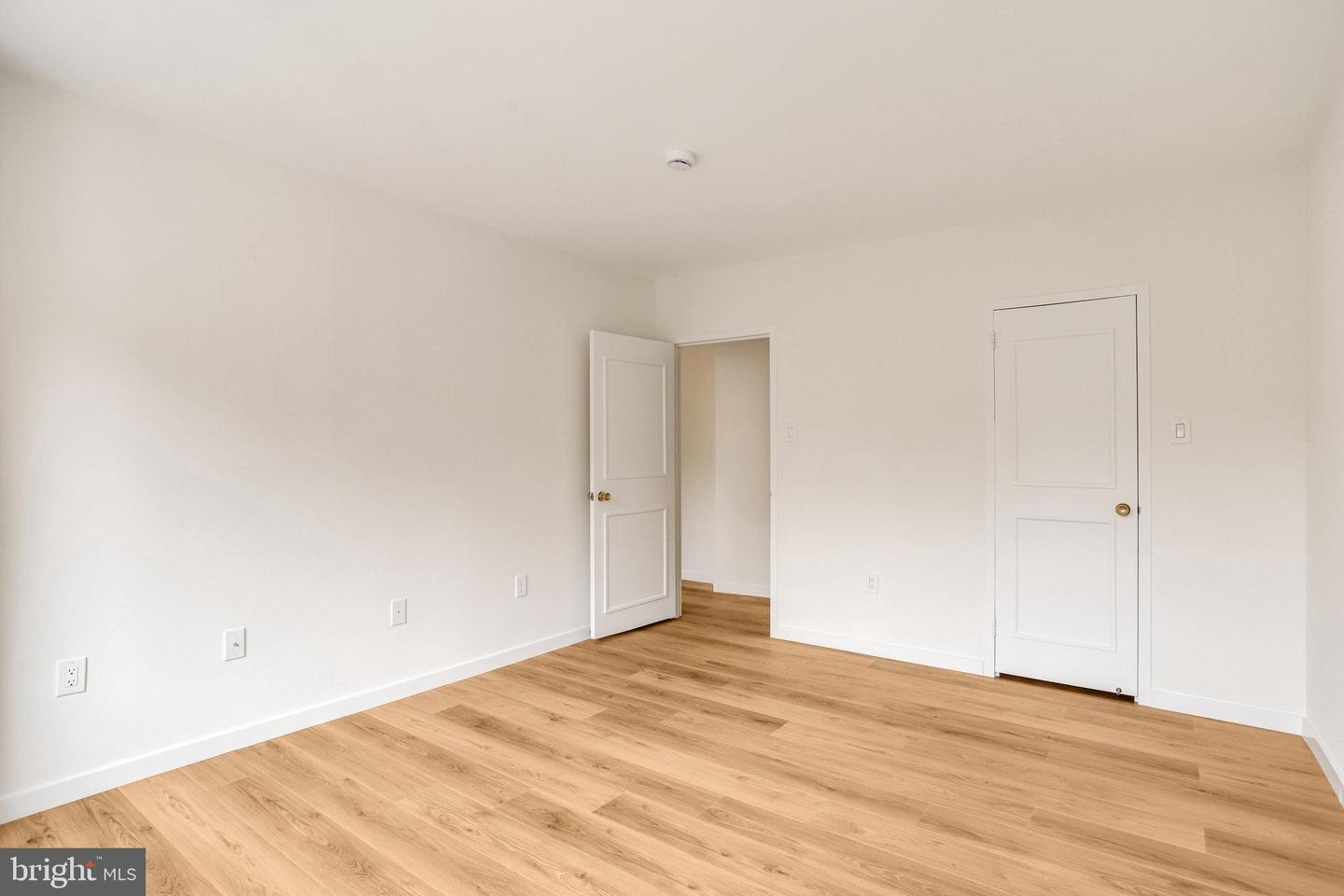 4101 CATHEDRAL AVE NW #711, WASHINGTON, District Of Columbia 20016, 2 Bedrooms Bedrooms, ,2 BathroomsBathrooms,Residential,For sale,4101 CATHEDRAL AVE NW #711,DCDC2225992 MLS # DCDC2225992