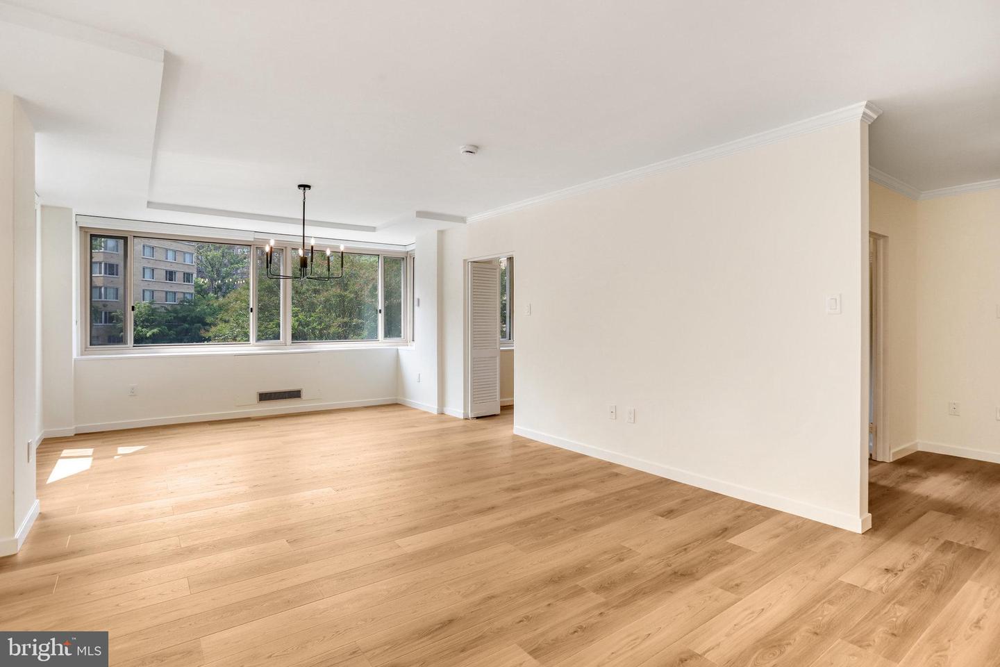 4101 CATHEDRAL AVE NW #711, WASHINGTON, District Of Columbia 20016, 2 Bedrooms Bedrooms, ,2 BathroomsBathrooms,Residential,For sale,4101 CATHEDRAL AVE NW #711,DCDC2225992 MLS # DCDC2225992