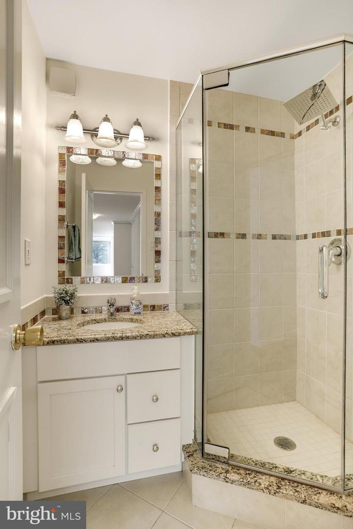 4101 CATHEDRAL AVE NW #711, WASHINGTON, District Of Columbia 20016, 2 Bedrooms Bedrooms, ,2 BathroomsBathrooms,Residential,For sale,4101 CATHEDRAL AVE NW #711,DCDC2225992 MLS # DCDC2225992