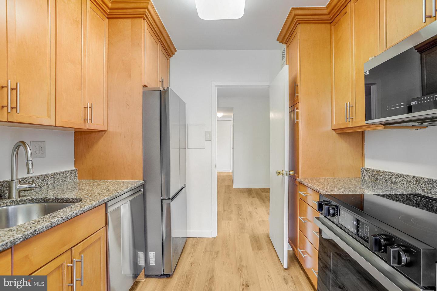 4101 CATHEDRAL AVE NW #1104, WASHINGTON, District Of Columbia 20016, 3 Bedrooms Bedrooms, ,2 BathroomsBathrooms,Residential,For sale,4101 CATHEDRAL AVE NW #1104,DCDC2225998 MLS # DCDC2225998