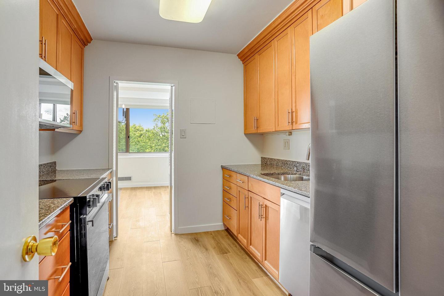 4101 CATHEDRAL AVE NW #1104, WASHINGTON, District Of Columbia 20016, 3 Bedrooms Bedrooms, ,2 BathroomsBathrooms,Residential,For sale,4101 CATHEDRAL AVE NW #1104,DCDC2225998 MLS # DCDC2225998