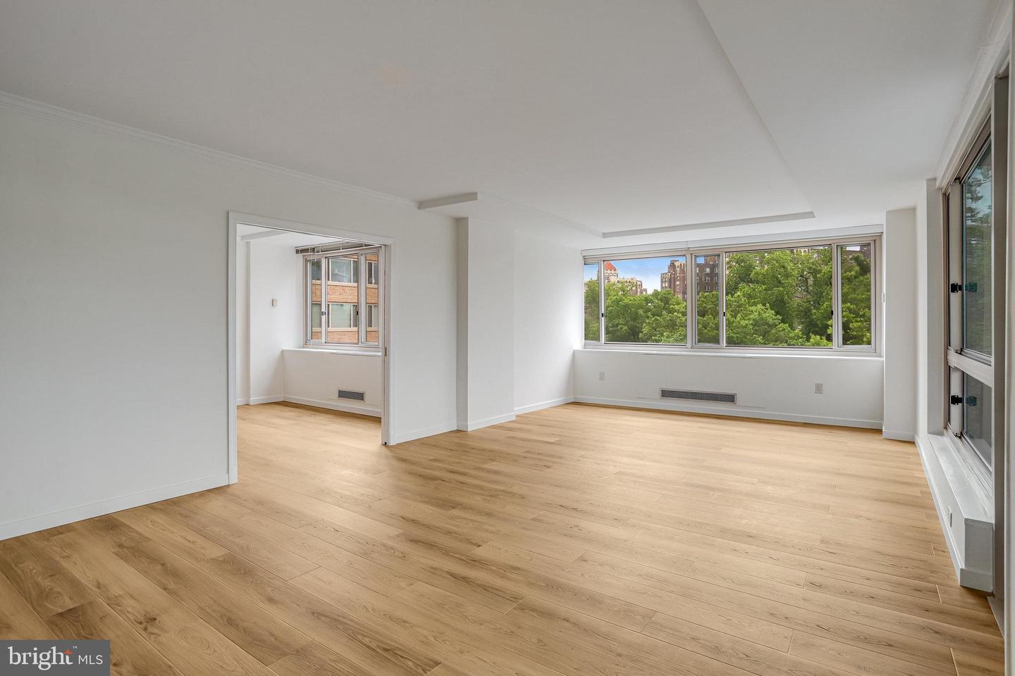 4101 CATHEDRAL AVE NW #1104, WASHINGTON, District Of Columbia 20016, 3 Bedrooms Bedrooms, ,2 BathroomsBathrooms,Residential,For sale,4101 CATHEDRAL AVE NW #1104,DCDC2225998 MLS # DCDC2225998