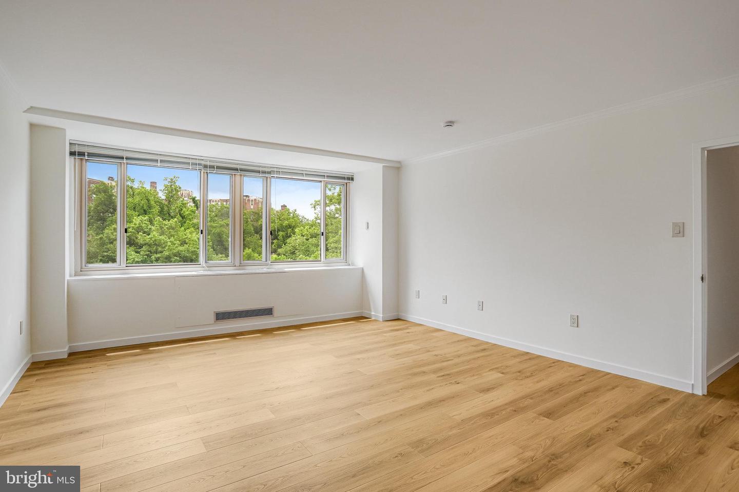 4101 CATHEDRAL AVE NW #1104, WASHINGTON, District Of Columbia 20016, 3 Bedrooms Bedrooms, ,2 BathroomsBathrooms,Residential,For sale,4101 CATHEDRAL AVE NW #1104,DCDC2225998 MLS # DCDC2225998