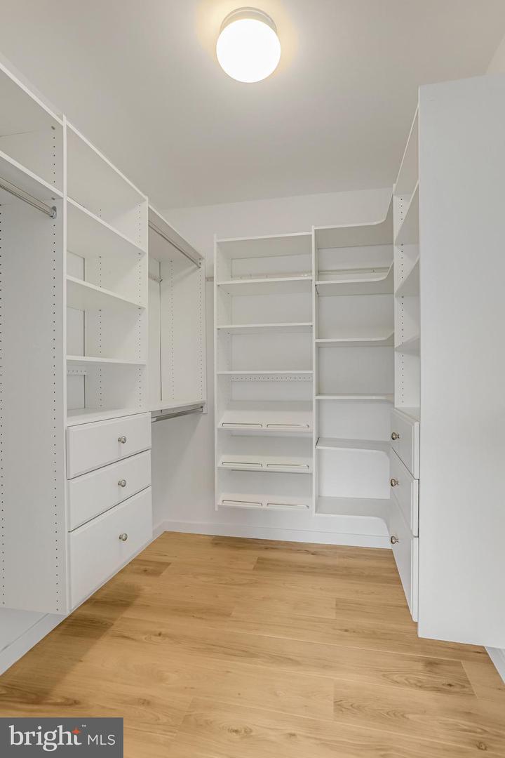 4101 CATHEDRAL AVE NW #1104, WASHINGTON, District Of Columbia 20016, 3 Bedrooms Bedrooms, ,2 BathroomsBathrooms,Residential,For sale,4101 CATHEDRAL AVE NW #1104,DCDC2225998 MLS # DCDC2225998