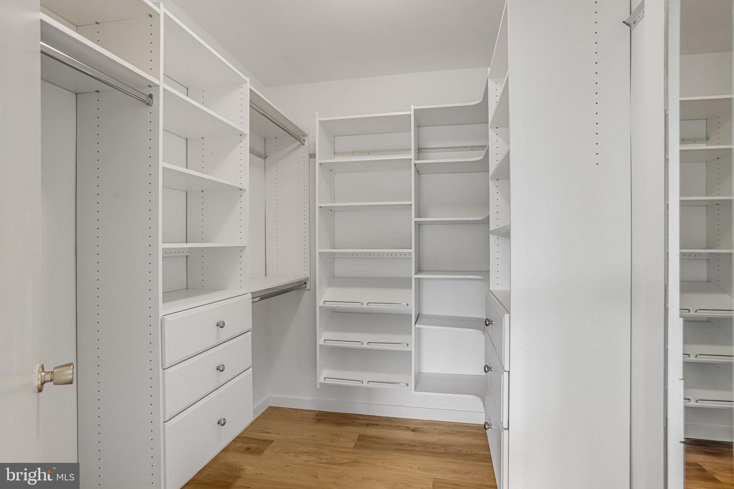 4101 CATHEDRAL AVE NW #1104, WASHINGTON, District Of Columbia 20016, 3 Bedrooms Bedrooms, ,2 BathroomsBathrooms,Residential,For sale,4101 CATHEDRAL AVE NW #1104,DCDC2225998 MLS # DCDC2225998