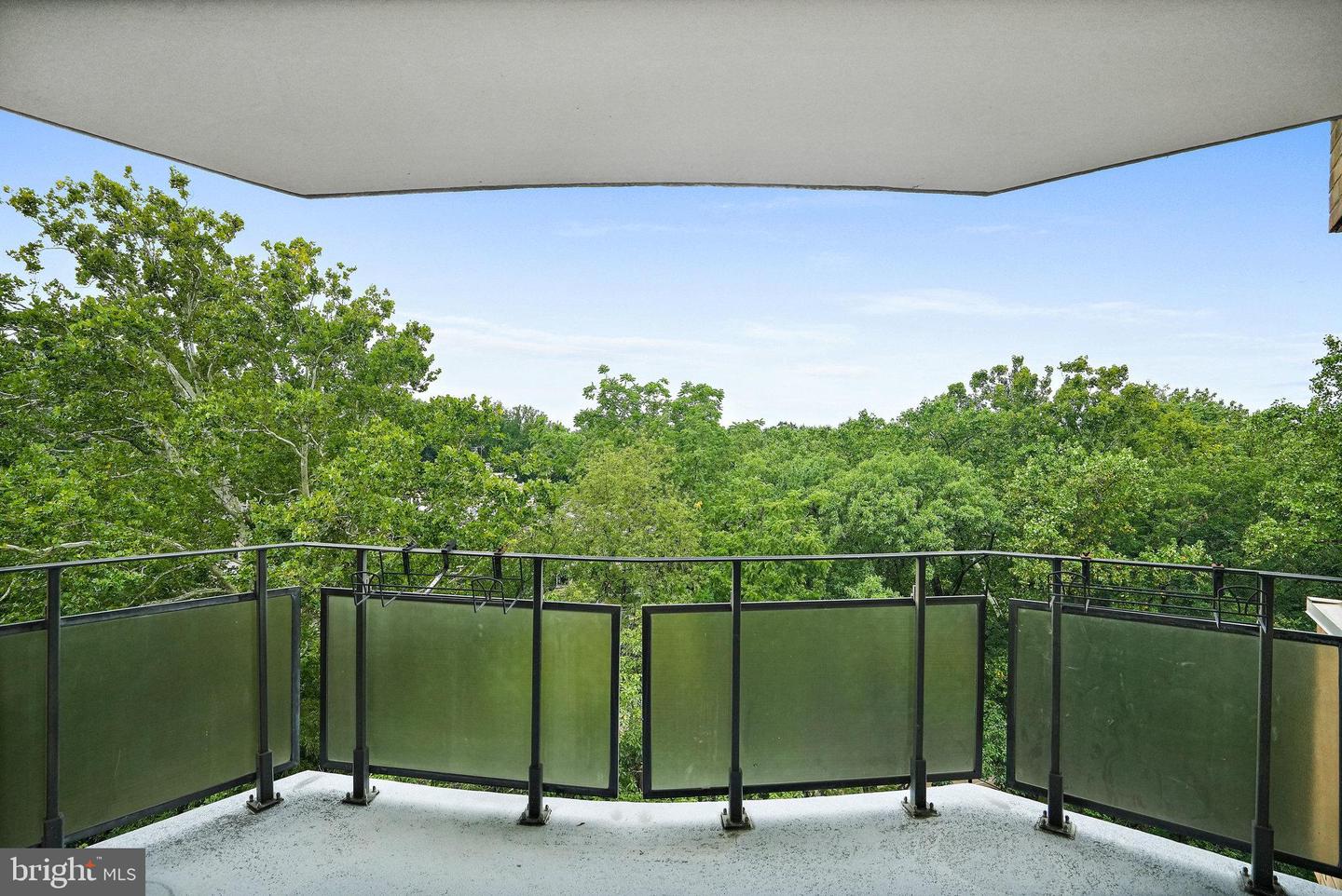 4101 CATHEDRAL AVE NW #1104, WASHINGTON, District Of Columbia 20016, 3 Bedrooms Bedrooms, ,2 BathroomsBathrooms,Residential,For sale,4101 CATHEDRAL AVE NW #1104,DCDC2225998 MLS # DCDC2225998