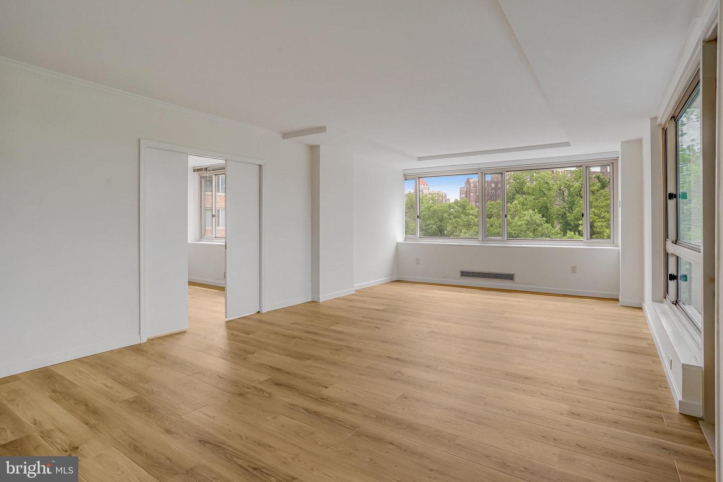 4101 CATHEDRAL AVE NW #1104, WASHINGTON, District Of Columbia 20016, 3 Bedrooms Bedrooms, ,2 BathroomsBathrooms,Residential,For sale,4101 CATHEDRAL AVE NW #1104,DCDC2225998 MLS # DCDC2225998