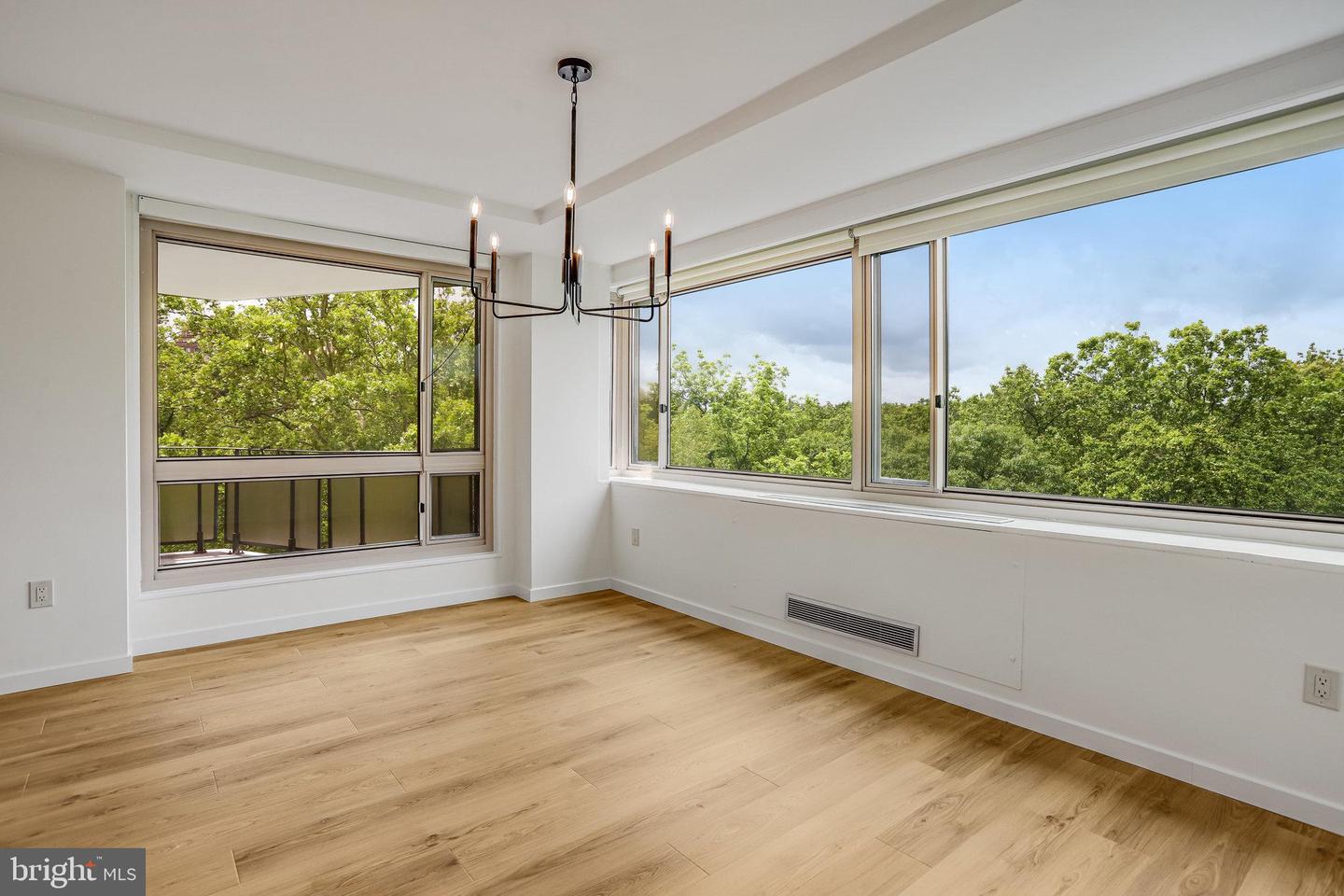 4101 CATHEDRAL AVE NW #1104, WASHINGTON, District Of Columbia 20016, 3 Bedrooms Bedrooms, ,2 BathroomsBathrooms,Residential,For sale,4101 CATHEDRAL AVE NW #1104,DCDC2225998 MLS # DCDC2225998