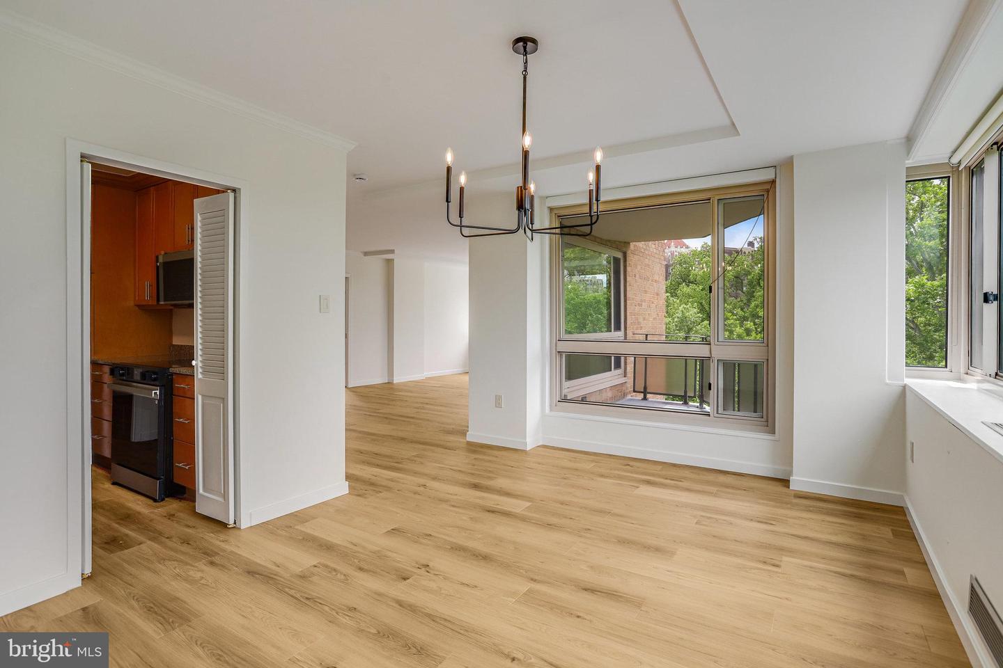 4101 CATHEDRAL AVE NW #1104, WASHINGTON, District Of Columbia 20016, 3 Bedrooms Bedrooms, ,2 BathroomsBathrooms,Residential,For sale,4101 CATHEDRAL AVE NW #1104,DCDC2225998 MLS # DCDC2225998