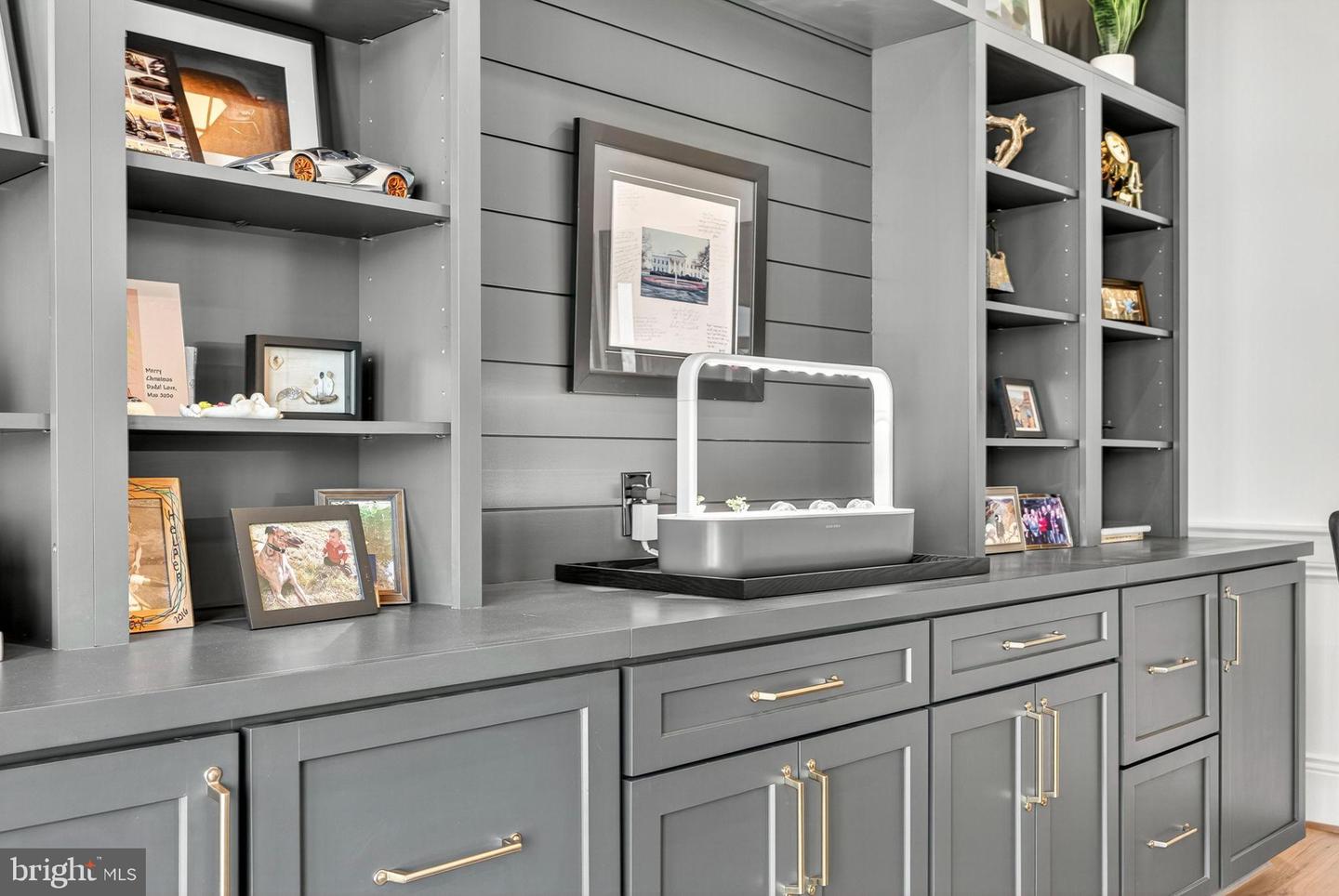 22955 MONTJOY CT, LEESBURG, Virginia 20175, 5 Bedrooms Bedrooms, 11 Rooms Rooms,5 BathroomsBathrooms,Residential,For sale,22955 MONTJOY CT,VALO2111160 MLS # VALO2111160