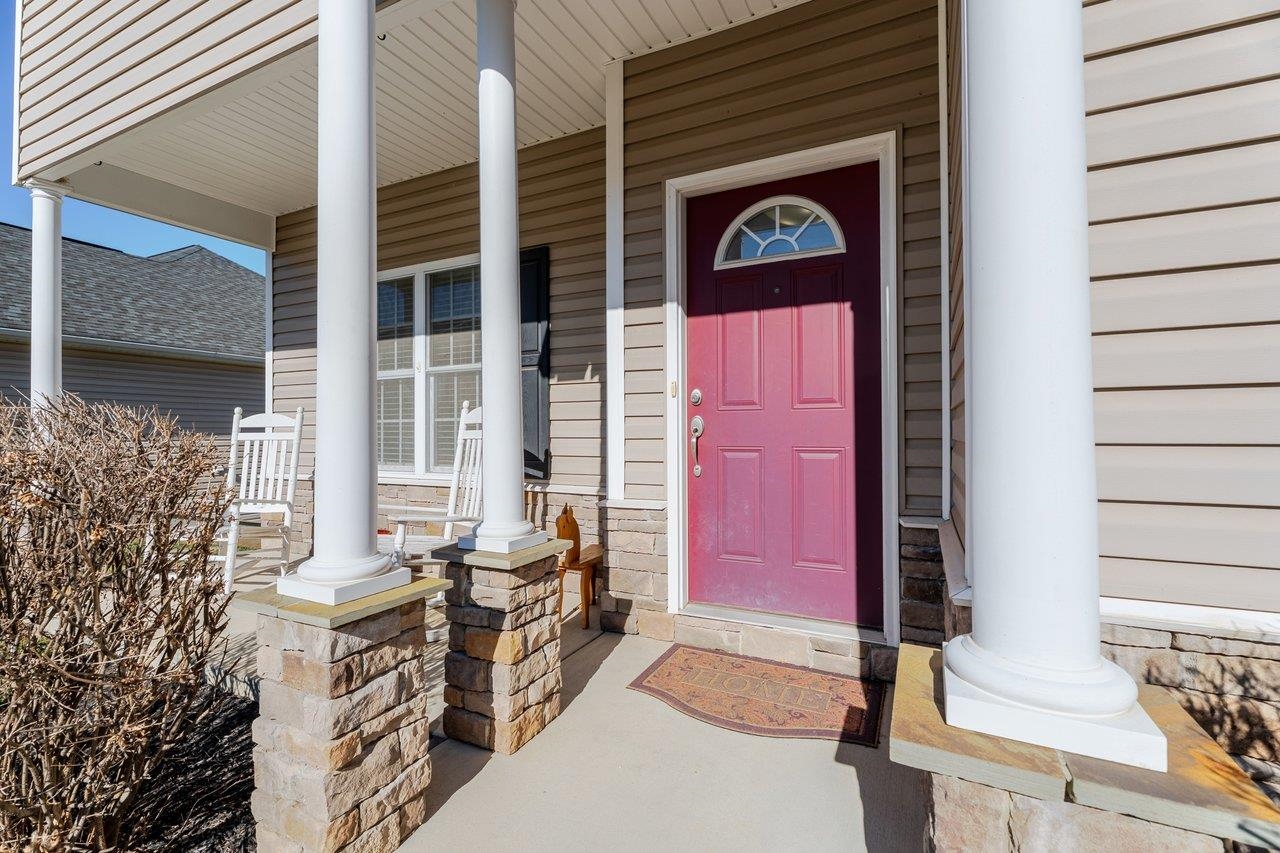 1428 MANDOLIN AVE, GROTTOES, Virginia 24441, 3 Bedrooms Bedrooms, ,2 BathroomsBathrooms,Residential,1428 MANDOLIN AVE,672504 MLS # 672504