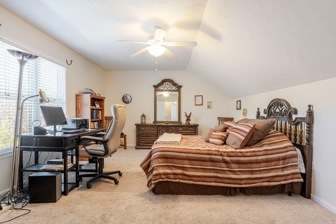 1428 MANDOLIN AVE, GROTTOES, Virginia 24441, 3 Bedrooms Bedrooms, ,2 BathroomsBathrooms,Residential,1428 MANDOLIN AVE,672504 MLS # 672504