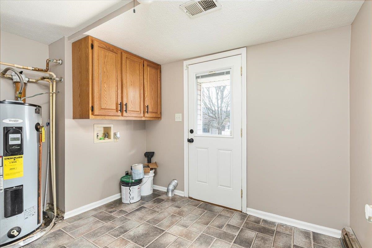 961 W MAIN ST, STANLEY, Virginia 22851, 3 Bedrooms Bedrooms, ,2 BathroomsBathrooms,Residential,961 W MAIN ST,673130 MLS # 673130