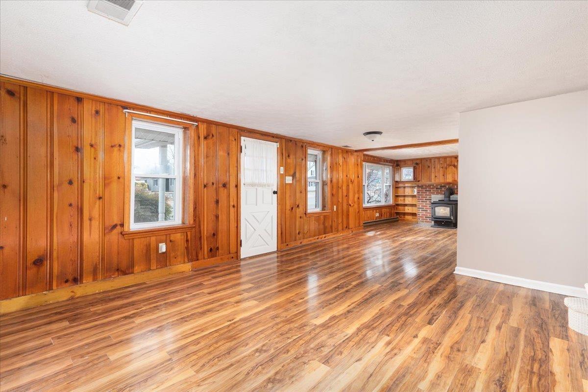 961 W MAIN ST, STANLEY, Virginia 22851, 3 Bedrooms Bedrooms, ,2 BathroomsBathrooms,Residential,961 W MAIN ST,673130 MLS # 673130