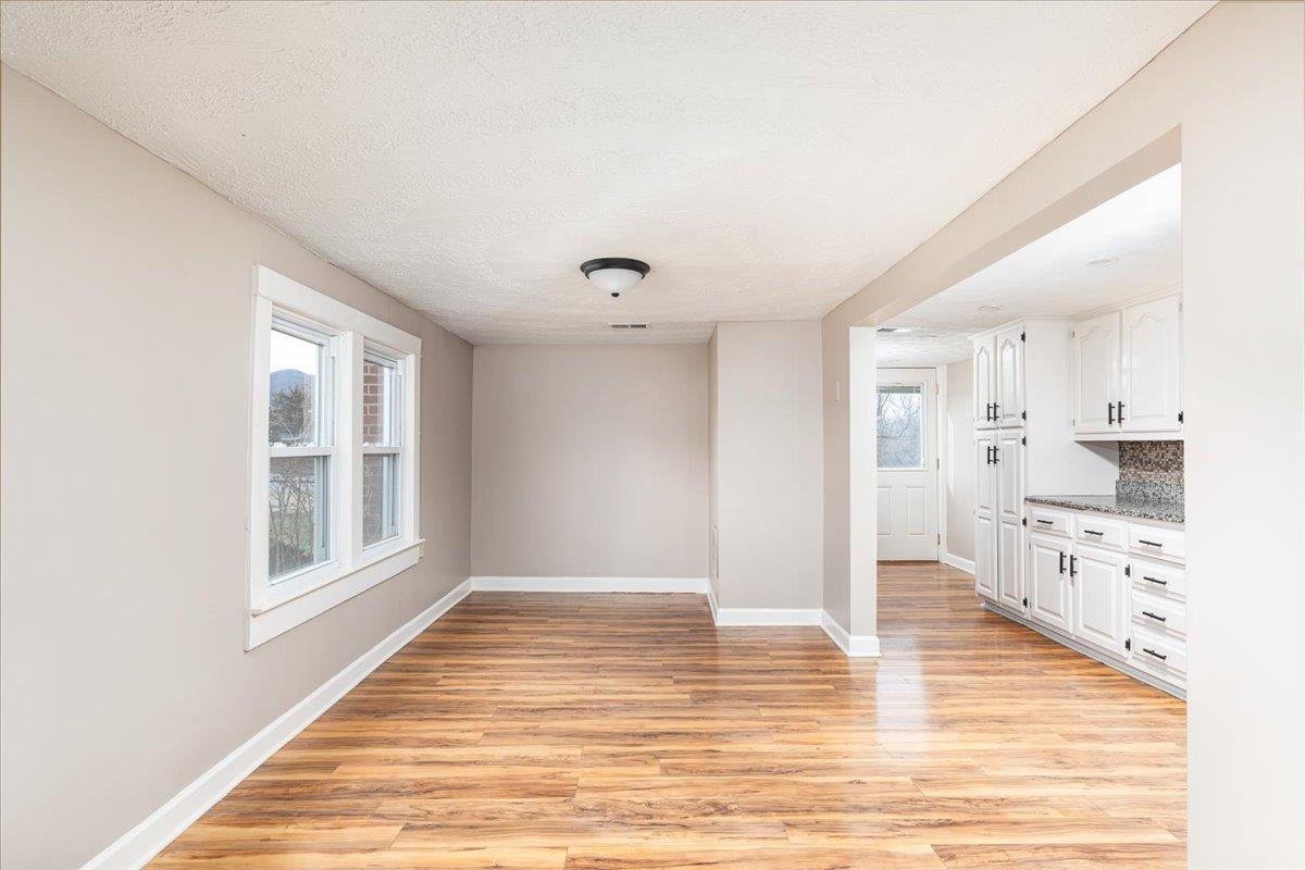 961 W MAIN ST, STANLEY, Virginia 22851, 3 Bedrooms Bedrooms, ,2 BathroomsBathrooms,Residential,961 W MAIN ST,673130 MLS # 673130