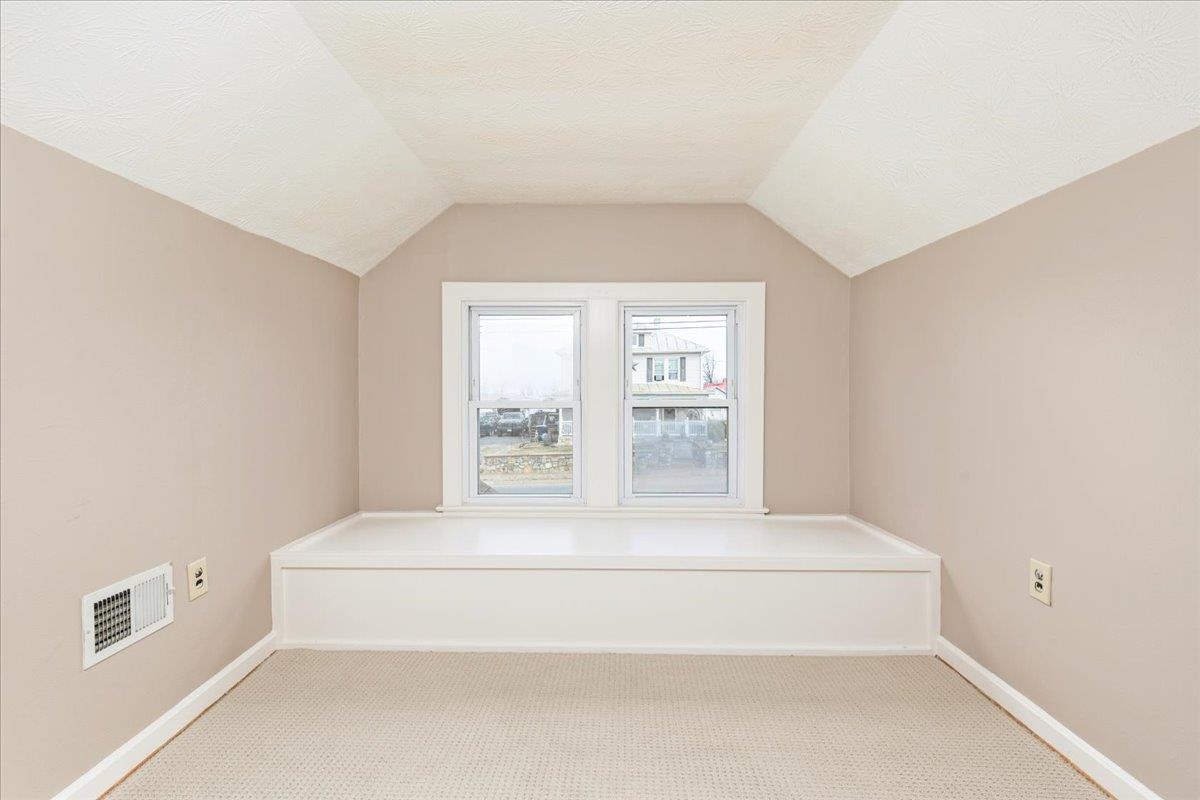 961 W MAIN ST, STANLEY, Virginia 22851, 3 Bedrooms Bedrooms, ,2 BathroomsBathrooms,Residential,961 W MAIN ST,673130 MLS # 673130