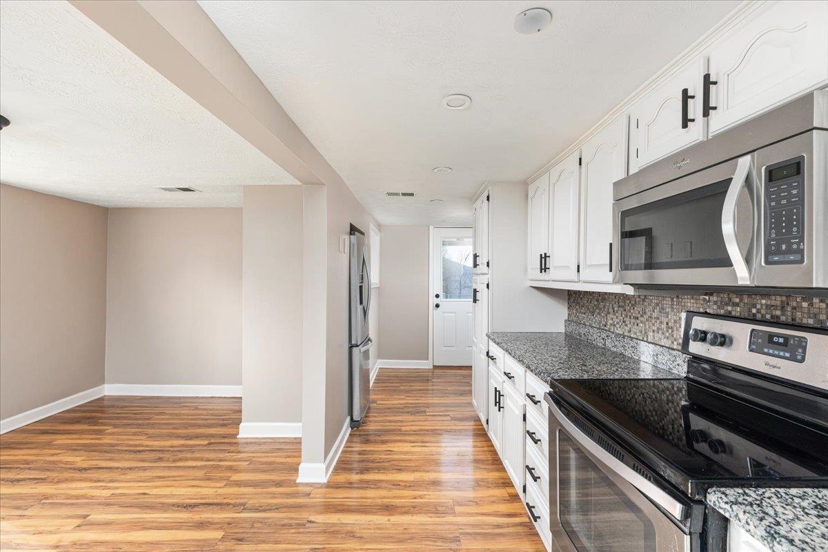 961 W MAIN ST, STANLEY, Virginia 22851, 3 Bedrooms Bedrooms, ,2 BathroomsBathrooms,Residential,961 W MAIN ST,673130 MLS # 673130