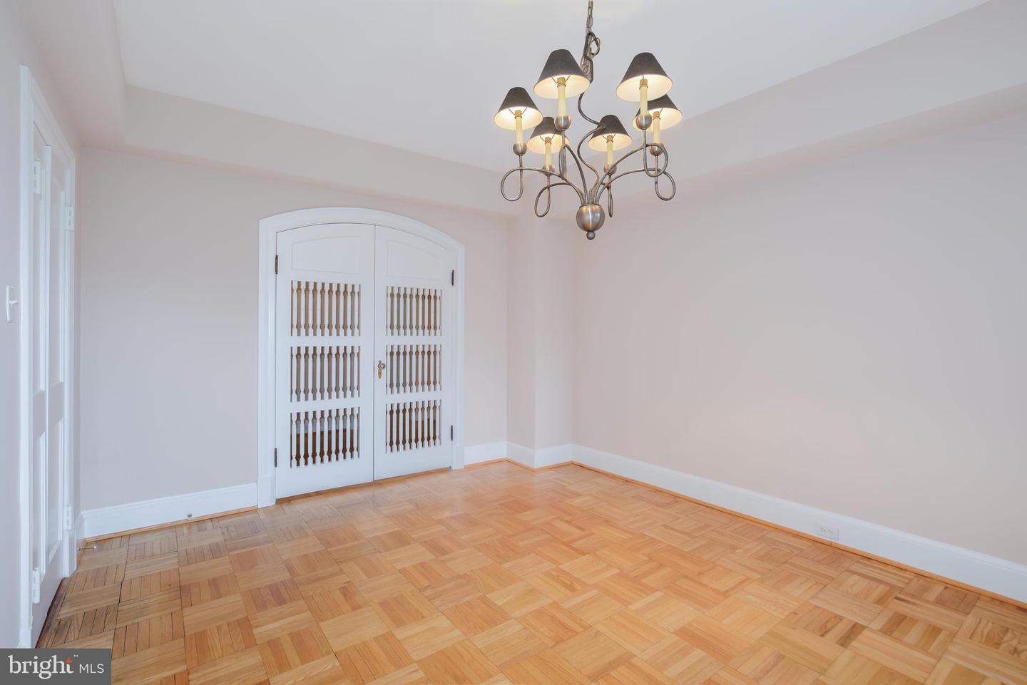 3900 CATHEDRAL AVE NW #404A, WASHINGTON, District Of Columbia 20016, 2 Bedrooms Bedrooms, ,2 BathroomsBathrooms,Residential,For sale,3900 CATHEDRAL AVE NW #404A,DCDC2235690 MLS # DCDC2235690