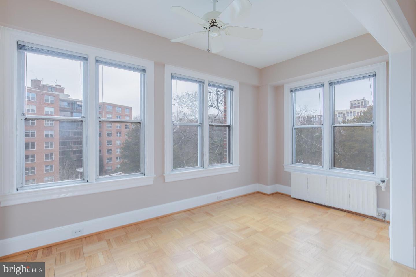 3900 CATHEDRAL AVE NW #404A, WASHINGTON, District Of Columbia 20016, 2 Bedrooms Bedrooms, ,2 BathroomsBathrooms,Residential,For sale,3900 CATHEDRAL AVE NW #404A,DCDC2235690 MLS # DCDC2235690