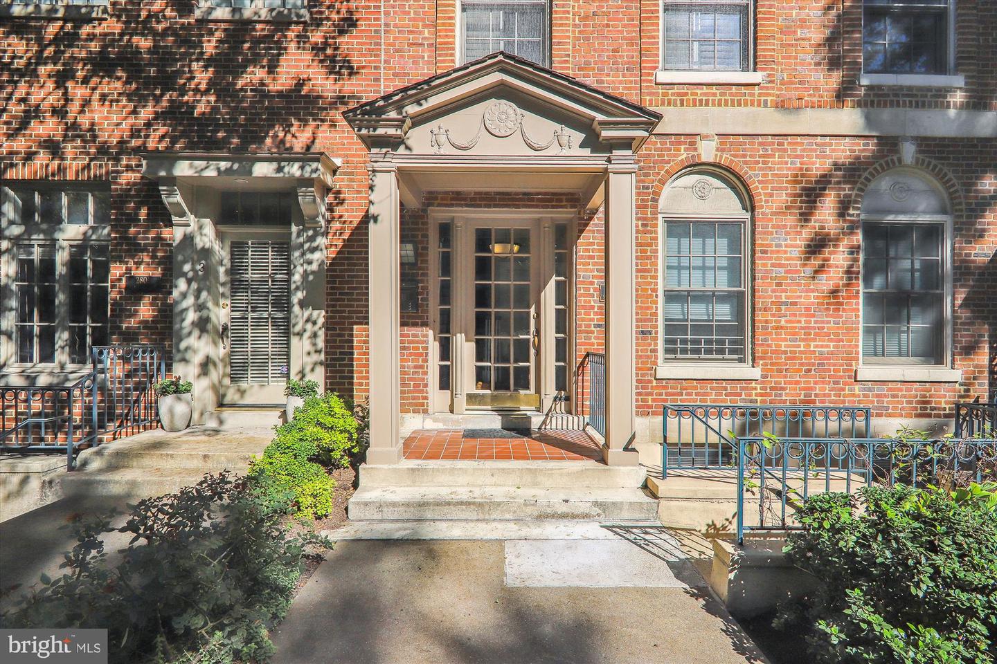 2801 CONNECTICUT AVE NW #15, WASHINGTON, District Of Columbia 20008, 2 Bedrooms Bedrooms, ,1 BathroomBathrooms,Residential,For sale,2801 CONNECTICUT AVE NW #15,DCDC2240092 MLS # DCDC2240092