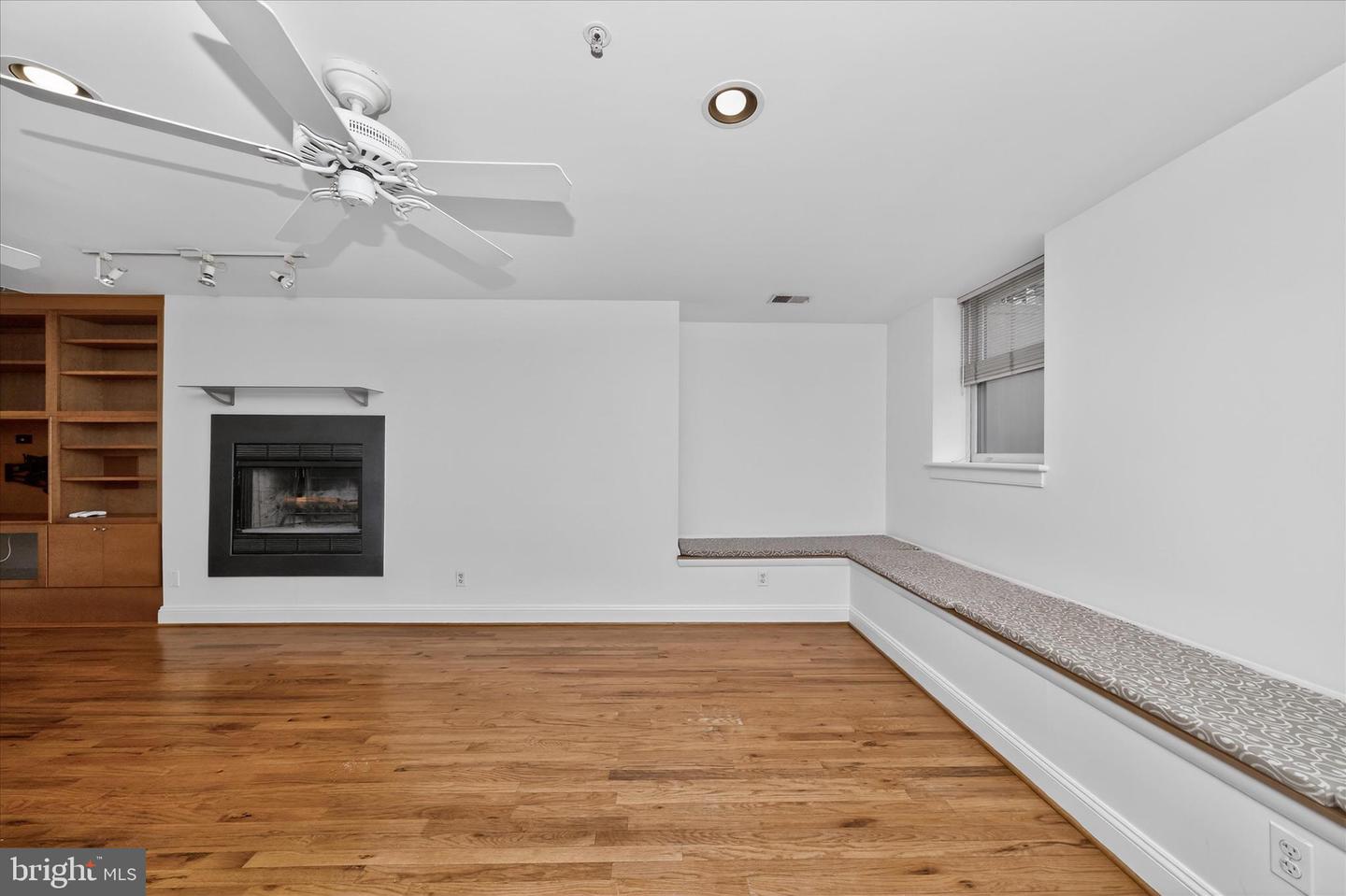 2801 CONNECTICUT AVE NW #15, WASHINGTON, District Of Columbia 20008, 2 Bedrooms Bedrooms, ,1 BathroomBathrooms,Residential,For sale,2801 CONNECTICUT AVE NW #15,DCDC2240092 MLS # DCDC2240092