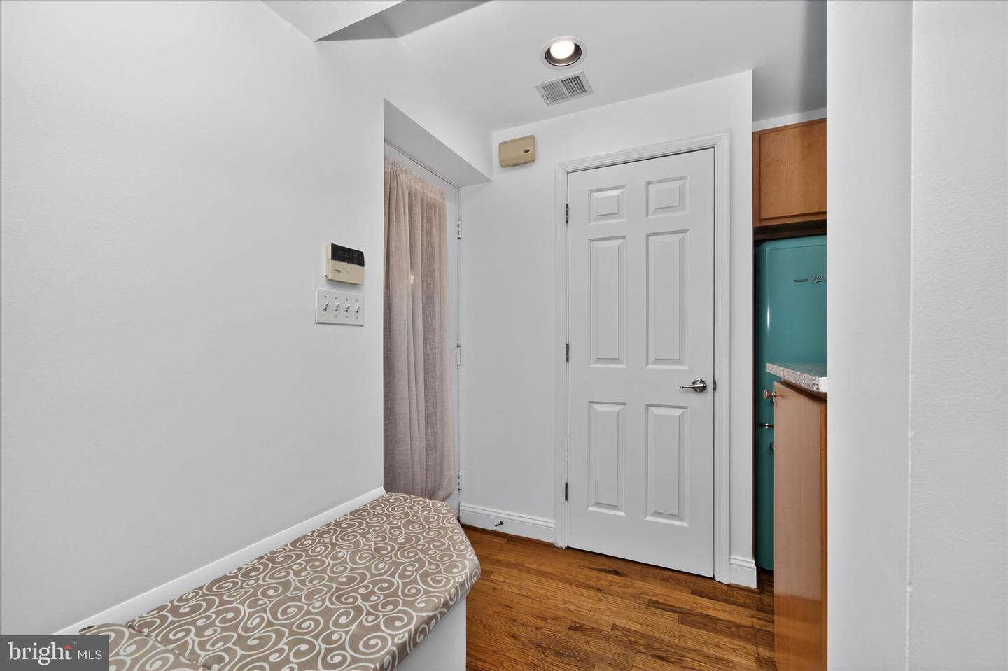 2801 CONNECTICUT AVE NW #15, WASHINGTON, District Of Columbia 20008, 2 Bedrooms Bedrooms, ,1 BathroomBathrooms,Residential,For sale,2801 CONNECTICUT AVE NW #15,DCDC2240092 MLS # DCDC2240092