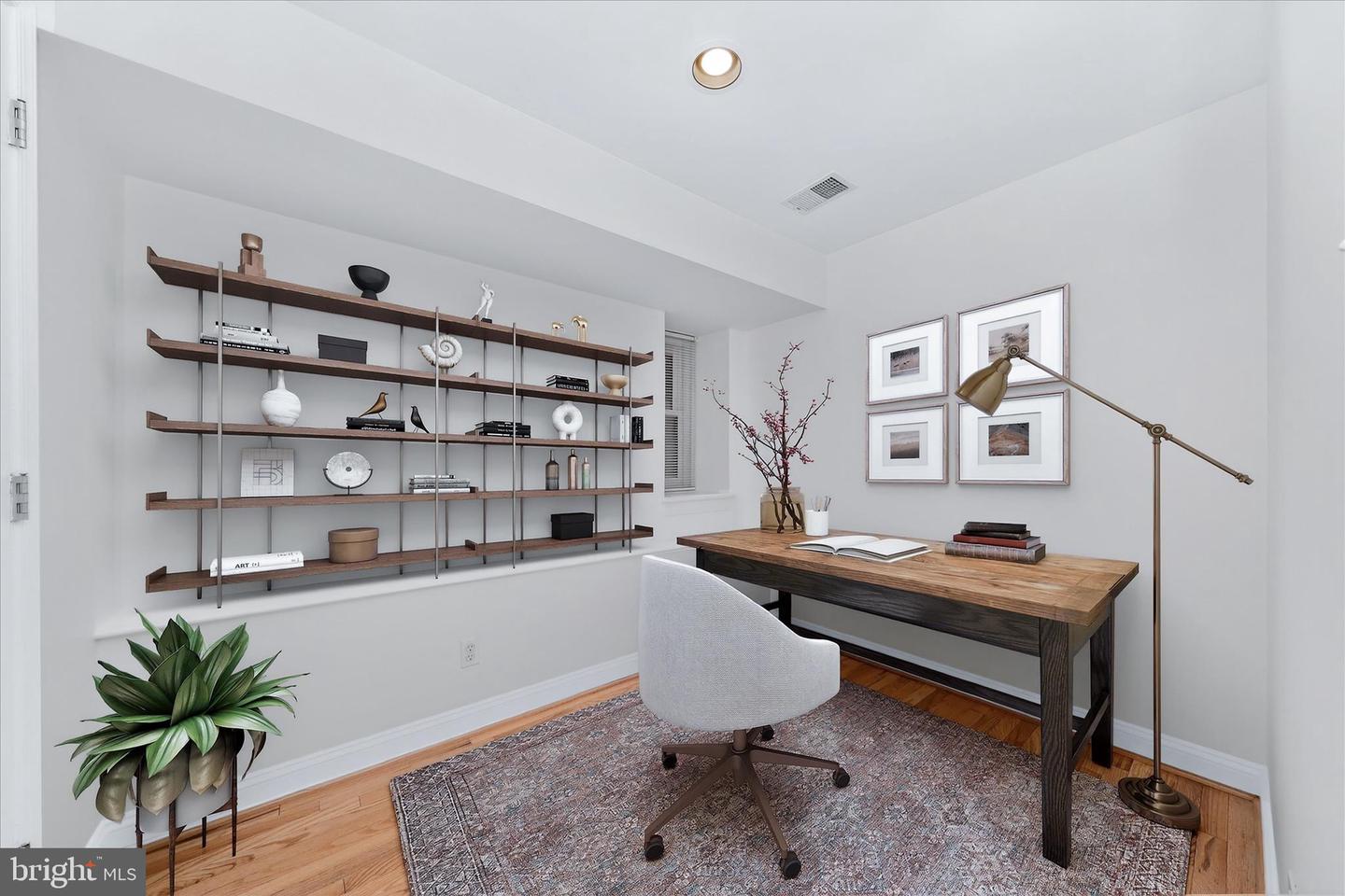 2801 CONNECTICUT AVE NW #15, WASHINGTON, District Of Columbia 20008, 2 Bedrooms Bedrooms, ,1 BathroomBathrooms,Residential,For sale,2801 CONNECTICUT AVE NW #15,DCDC2240092 MLS # DCDC2240092