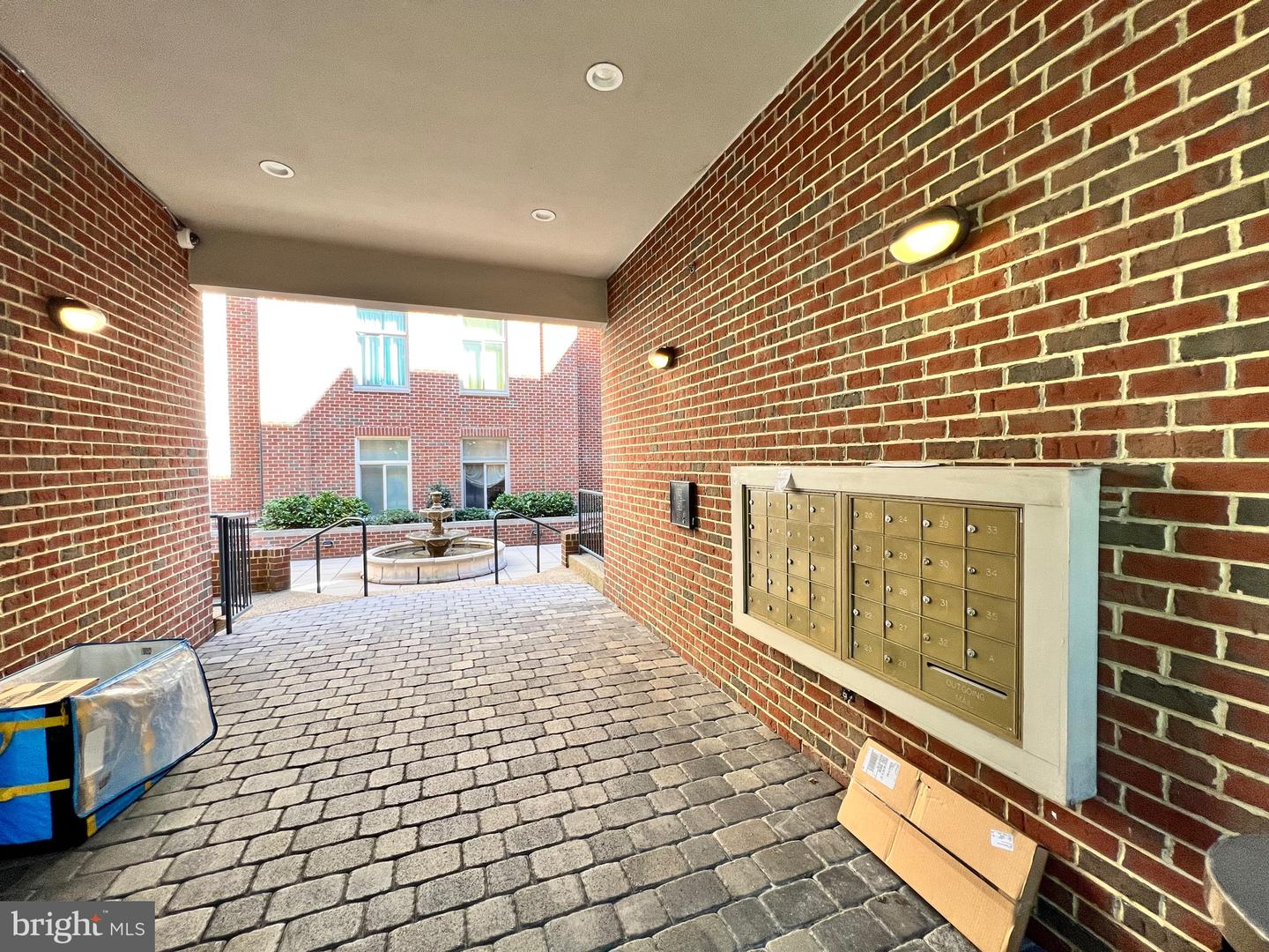 2801 CONNECTICUT AVE NW #15, WASHINGTON, District Of Columbia 20008, 2 Bedrooms Bedrooms, ,1 BathroomBathrooms,Residential,For sale,2801 CONNECTICUT AVE NW #15,DCDC2240092 MLS # DCDC2240092