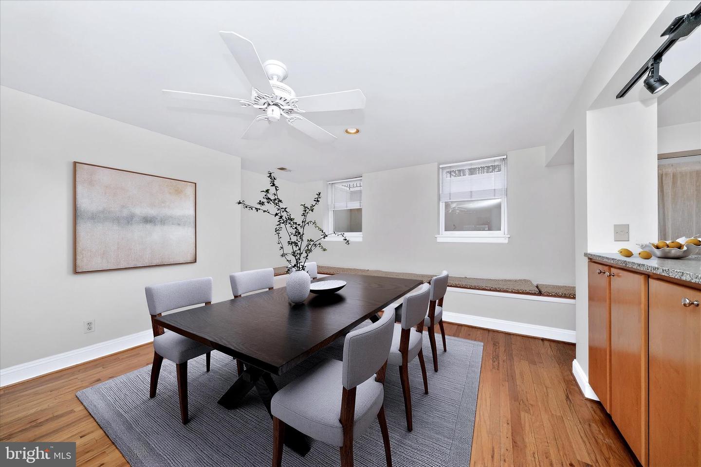 2801 CONNECTICUT AVE NW #15, WASHINGTON, District Of Columbia 20008, 2 Bedrooms Bedrooms, ,1 BathroomBathrooms,Residential,For sale,2801 CONNECTICUT AVE NW #15,DCDC2240092 MLS # DCDC2240092