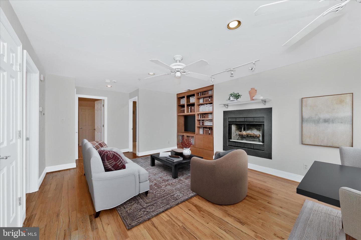 2801 CONNECTICUT AVE NW #15, WASHINGTON, District Of Columbia 20008, 2 Bedrooms Bedrooms, ,1 BathroomBathrooms,Residential,For sale,2801 CONNECTICUT AVE NW #15,DCDC2240092 MLS # DCDC2240092