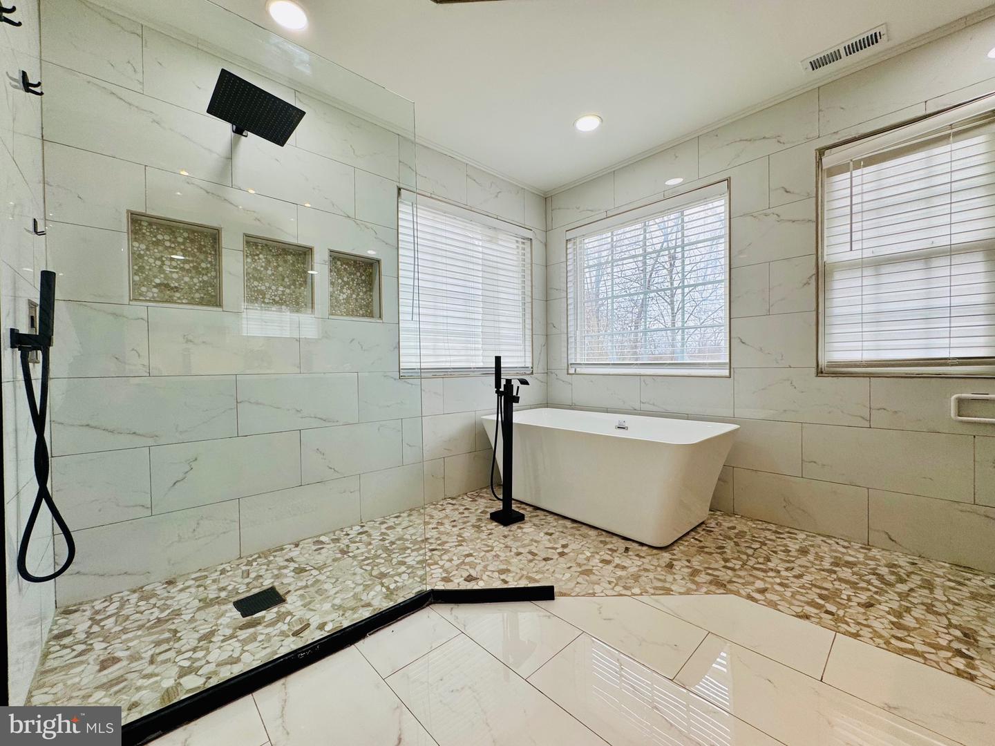 3197 TULIP TREE PL, DUMFRIES, Virginia 22026, 6 Bedrooms Bedrooms, ,3 BathroomsBathrooms,Residential,For sale,3197 TULIP TREE PL,VAPW2110620 MLS # VAPW2110620