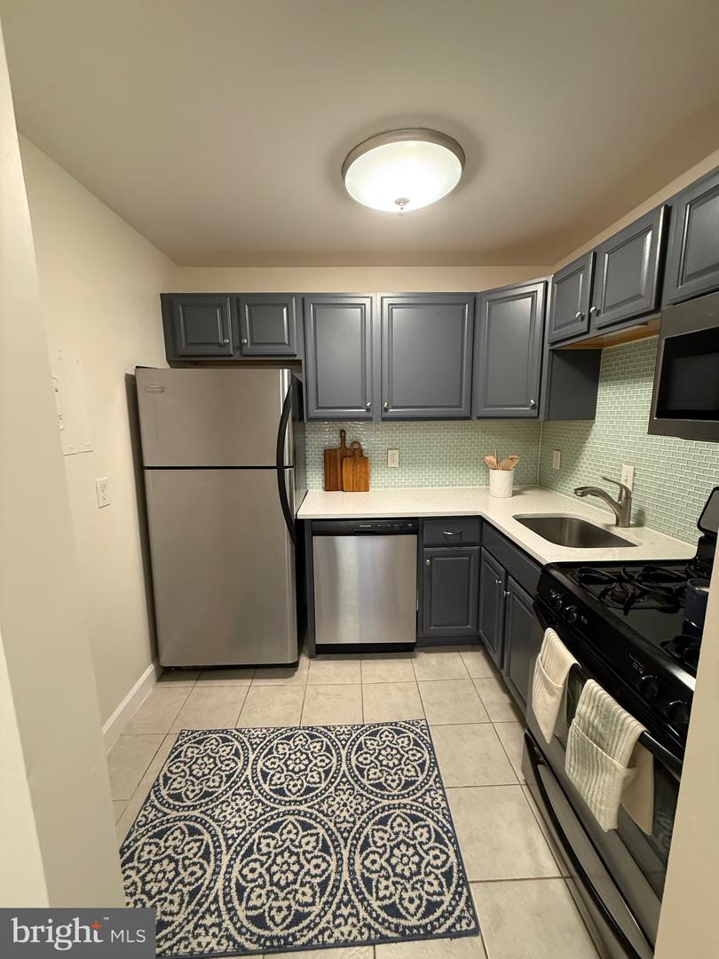 4555 MACARTHUR BLVD NW #107, WASHINGTON, District Of Columbia 20007, 1 Bedroom Bedrooms, 4 Rooms Rooms,1 BathroomBathrooms,Residential,For sale,4555 MACARTHUR BLVD NW #107,DCDC2241912 MLS # DCDC2241912