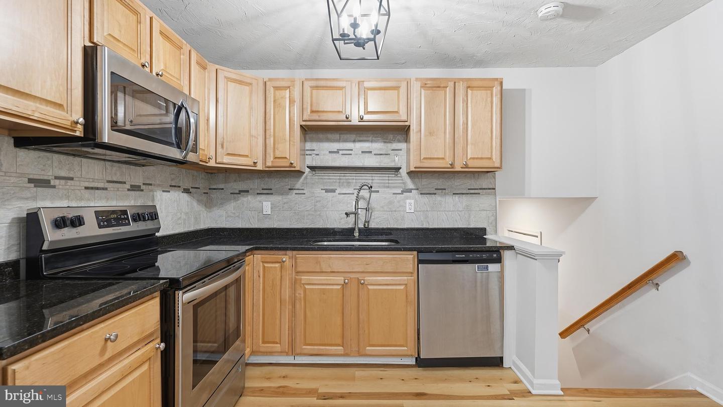 10606 MOCKINGBIRD LN, SPOTSYLVANIA, Virginia 22553, 3 Bedrooms Bedrooms, ,2 BathroomsBathrooms,Residential,For sale,10606 MOCKINGBIRD LN,VASP2038708 MLS # VASP2038708