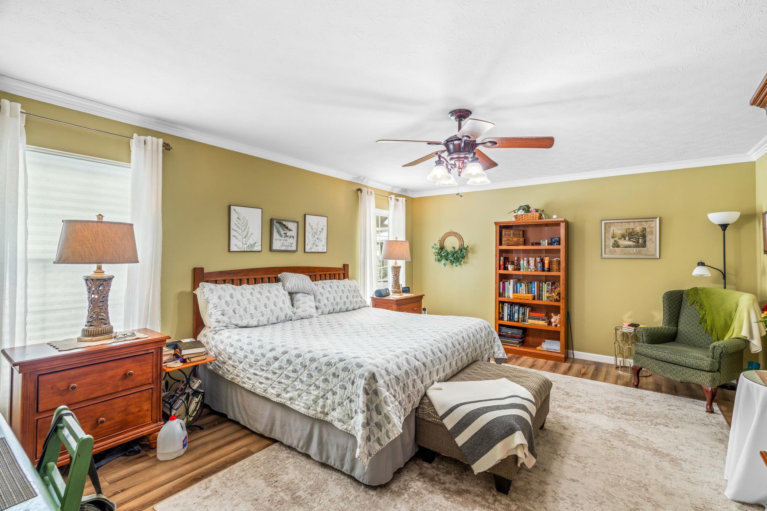 901 RITCHIE BLVD, STAUNTON, Virginia 24401, 4 Bedrooms Bedrooms, ,2 BathroomsBathrooms,Residential,901 RITCHIE BLVD,673364 MLS # 673364