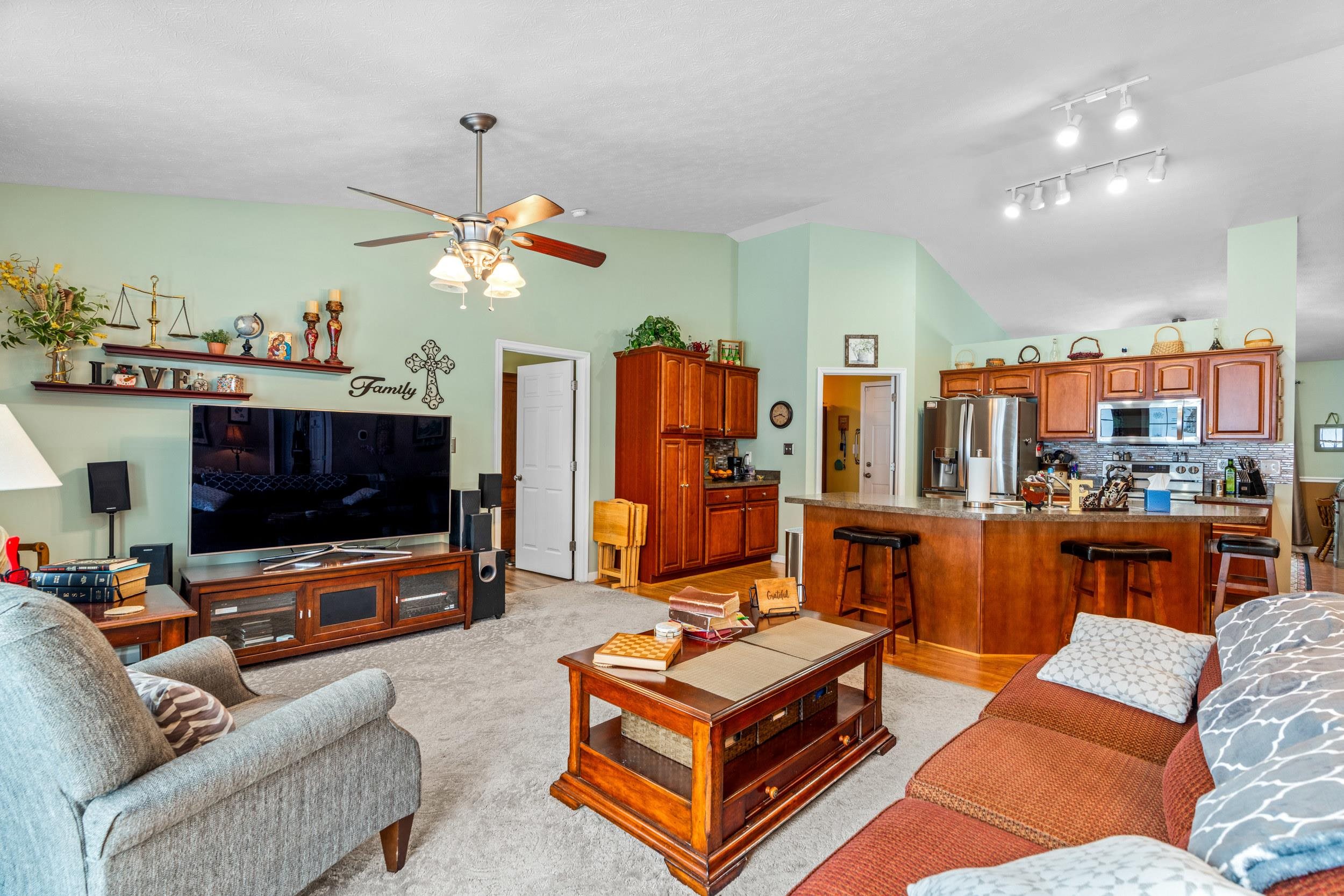 901 RITCHIE BLVD, STAUNTON, Virginia 24401, 4 Bedrooms Bedrooms, ,2 BathroomsBathrooms,Residential,901 RITCHIE BLVD,673364 MLS # 673364