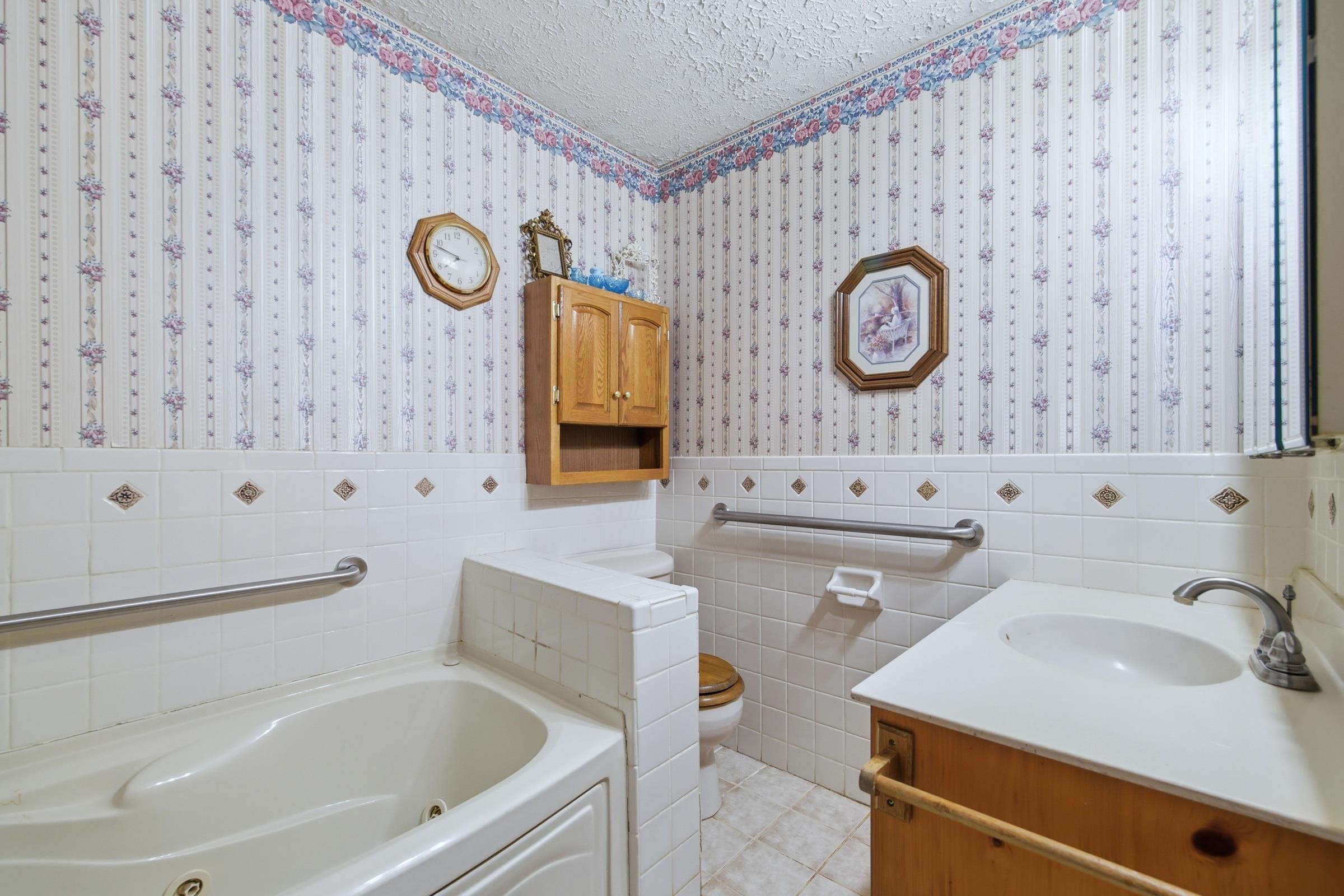 455 WOODSIDE DR, RILEYVILLE, Virginia 22650, 4 Bedrooms Bedrooms, ,3 BathroomsBathrooms,Residential,455 WOODSIDE DR,673378 MLS # 673378