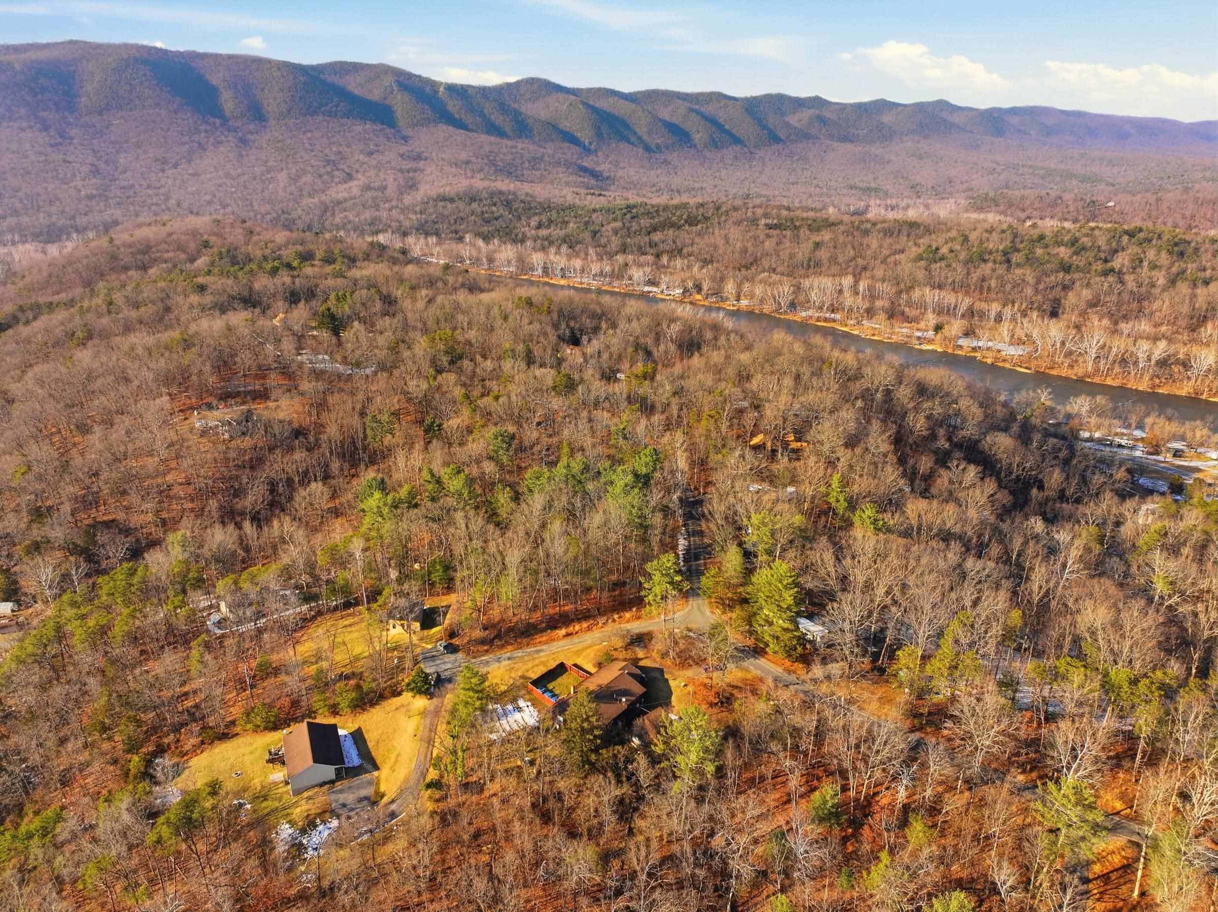 455 WOODSIDE DR, RILEYVILLE, Virginia 22650, 4 Bedrooms Bedrooms, ,3 BathroomsBathrooms,Residential,455 WOODSIDE DR,673378 MLS # 673378