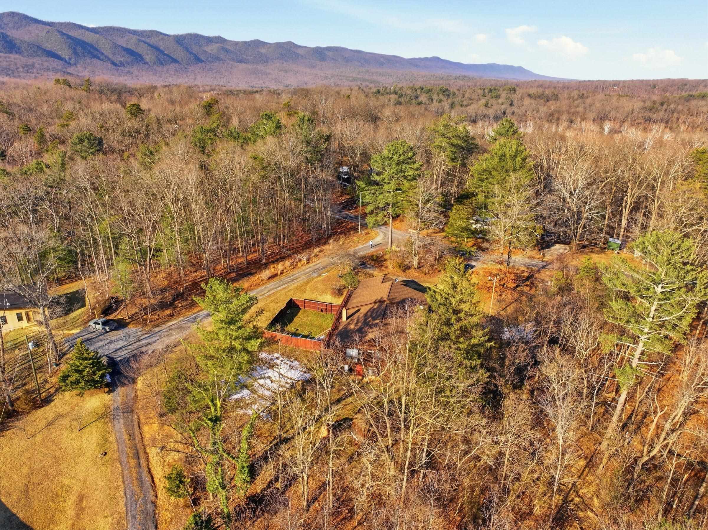 455 WOODSIDE DR, RILEYVILLE, Virginia 22650, 4 Bedrooms Bedrooms, ,3 BathroomsBathrooms,Residential,455 WOODSIDE DR,673378 MLS # 673378