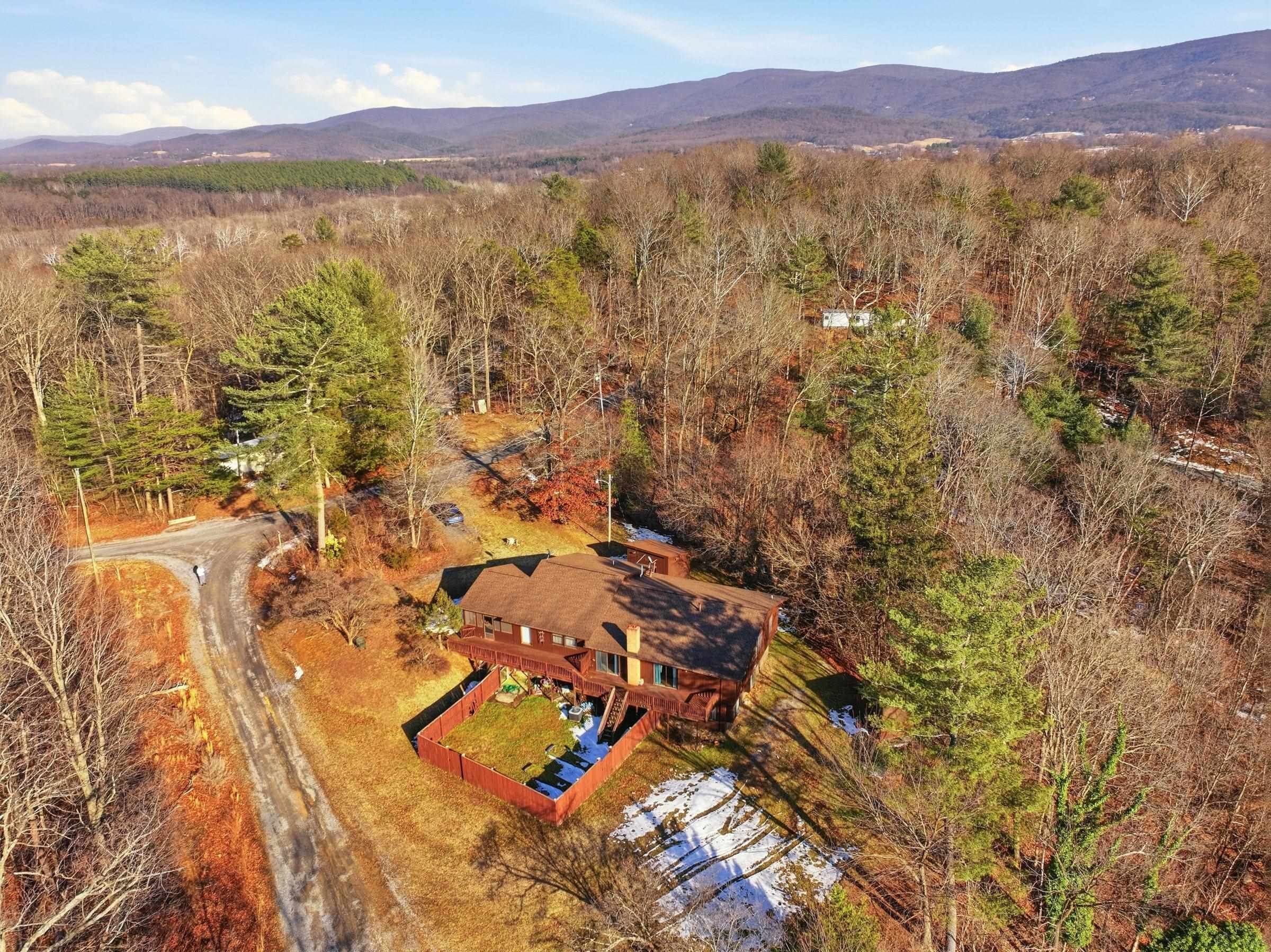 455 WOODSIDE DR, RILEYVILLE, Virginia 22650, 4 Bedrooms Bedrooms, ,3 BathroomsBathrooms,Residential,455 WOODSIDE DR,673378 MLS # 673378