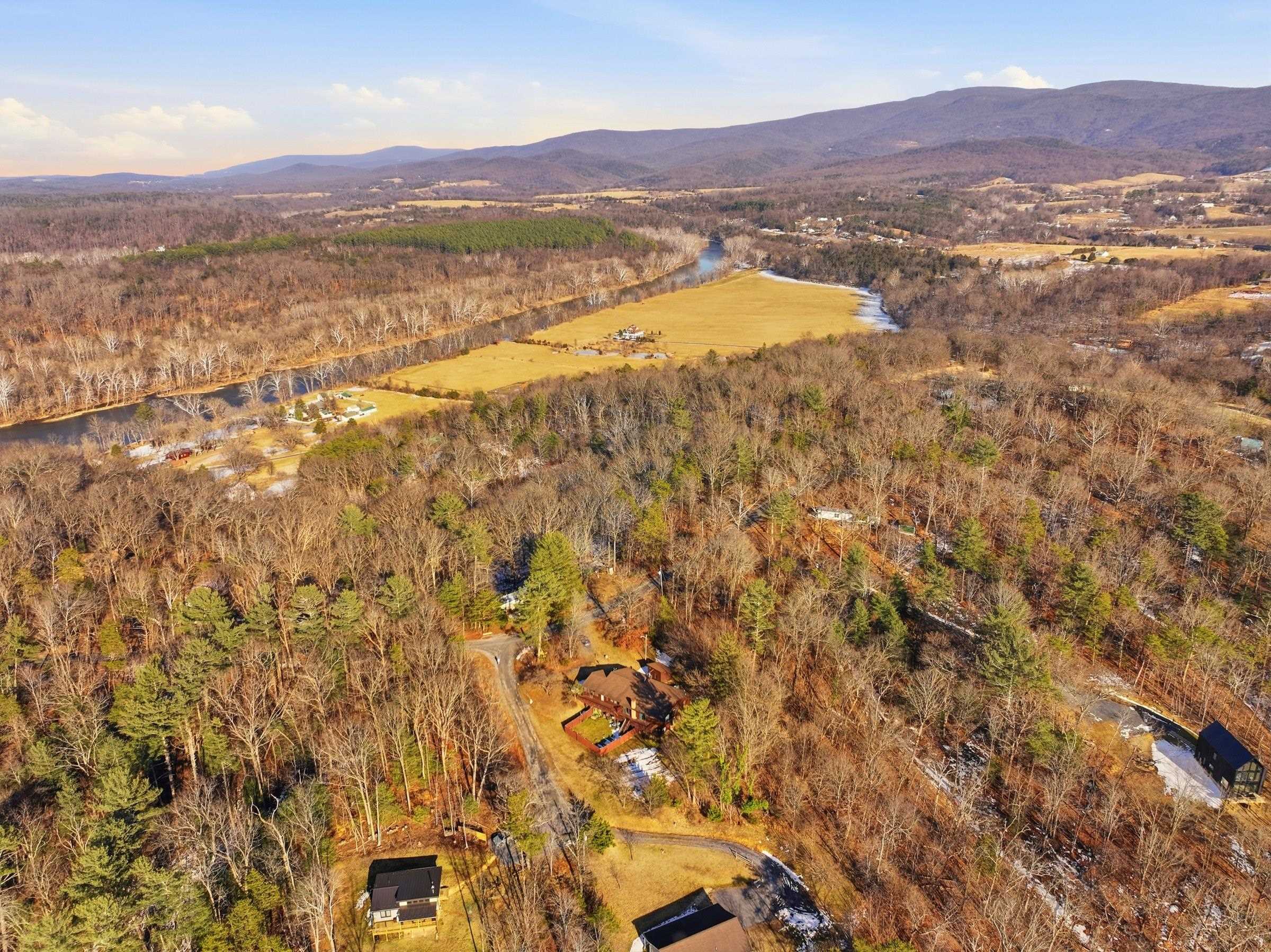 455 WOODSIDE DR, RILEYVILLE, Virginia 22650, 4 Bedrooms Bedrooms, ,3 BathroomsBathrooms,Residential,455 WOODSIDE DR,673378 MLS # 673378