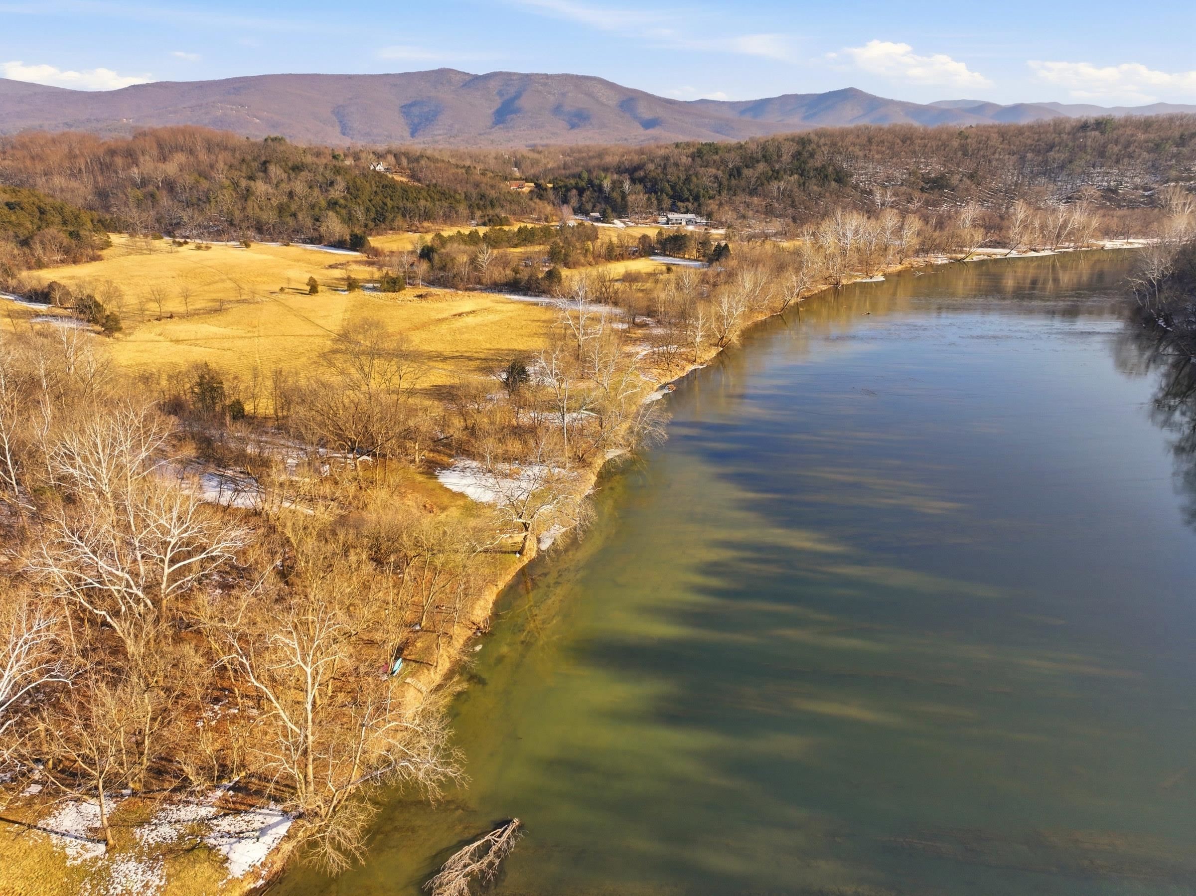 455 WOODSIDE DR, RILEYVILLE, Virginia 22650, 4 Bedrooms Bedrooms, ,3 BathroomsBathrooms,Residential,455 WOODSIDE DR,673378 MLS # 673378