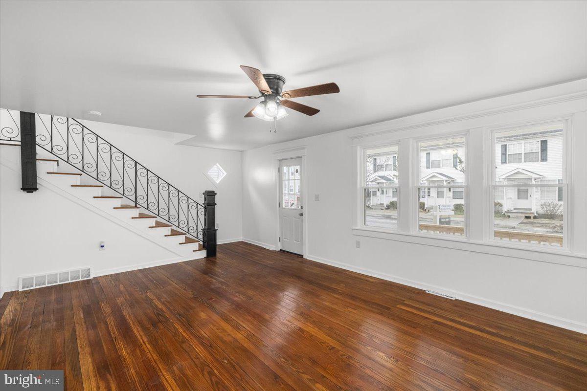 1025 S LOUDOUN ST, WINCHESTER, Virginia 22601, 3 Bedrooms Bedrooms, ,2 BathroomsBathrooms,Residential,For sale,1025 S LOUDOUN ST,VAWI2009836 MLS # VAWI2009836