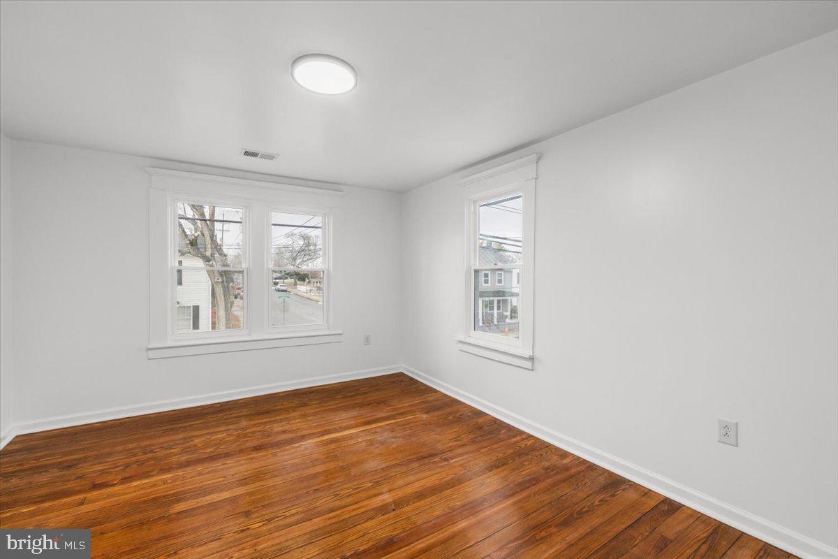 1025 S LOUDOUN ST, WINCHESTER, Virginia 22601, 3 Bedrooms Bedrooms, ,2 BathroomsBathrooms,Residential,For sale,1025 S LOUDOUN ST,VAWI2009836 MLS # VAWI2009836