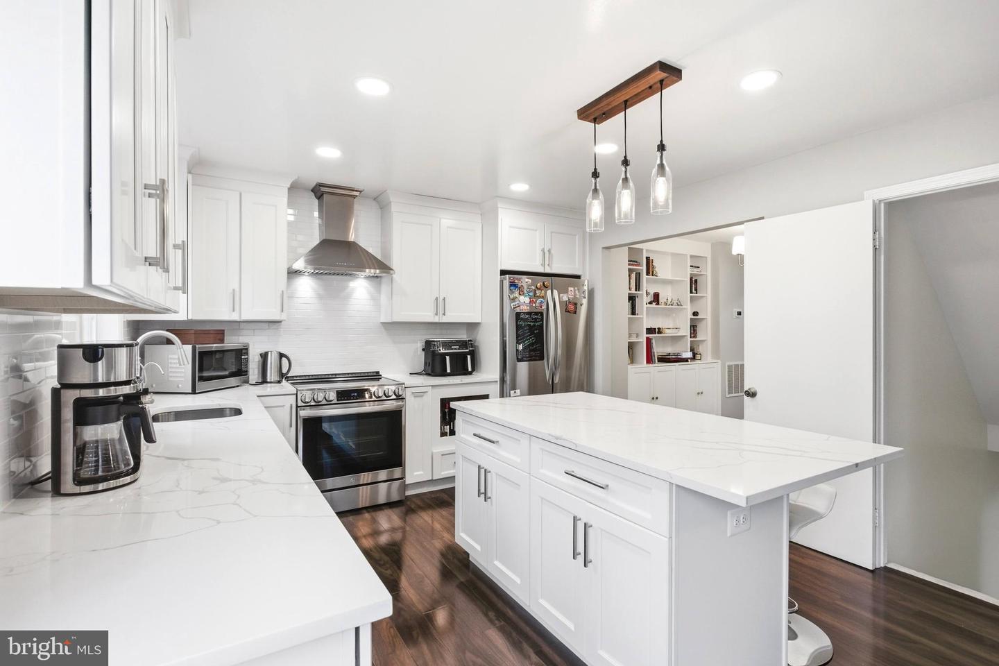 3865 WILCOXSON DR, FAIRFAX, Virginia 22031, 3 Bedrooms Bedrooms, ,3 BathroomsBathrooms,Residential,For sale,3865 WILCOXSON DR,VAFC2007706 MLS # VAFC2007706