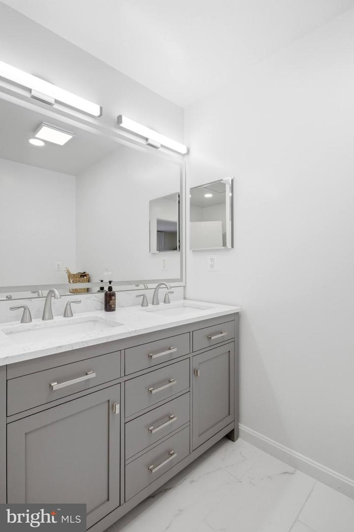 3865 WILCOXSON DR, FAIRFAX, Virginia 22031, 3 Bedrooms Bedrooms, ,3 BathroomsBathrooms,Residential,For sale,3865 WILCOXSON DR,VAFC2007706 MLS # VAFC2007706