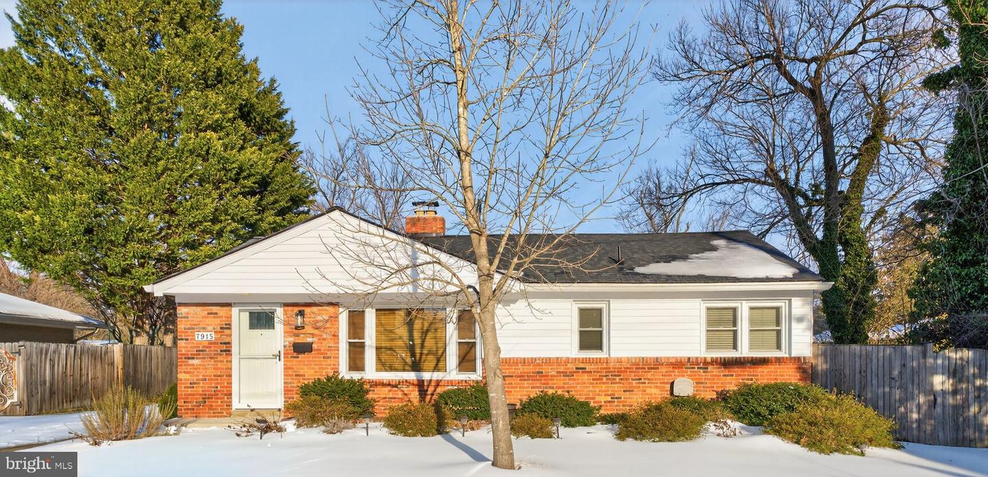 7915 FAIRFAX RD, ALEXANDRIA, Virginia 22308, 3 Bedrooms Bedrooms, ,2 BathroomsBathrooms,Residential,For sale,7915 FAIRFAX RD,VAFX2287282 MLS # VAFX2287282