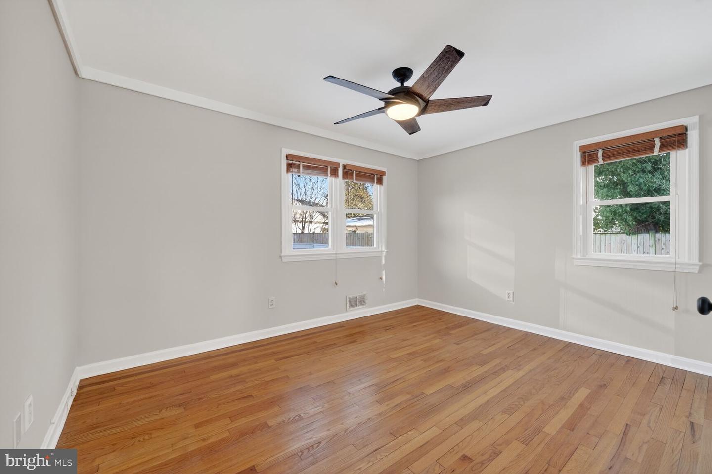 7915 FAIRFAX RD, ALEXANDRIA, Virginia 22308, 3 Bedrooms Bedrooms, ,2 BathroomsBathrooms,Residential,For sale,7915 FAIRFAX RD,VAFX2287282 MLS # VAFX2287282