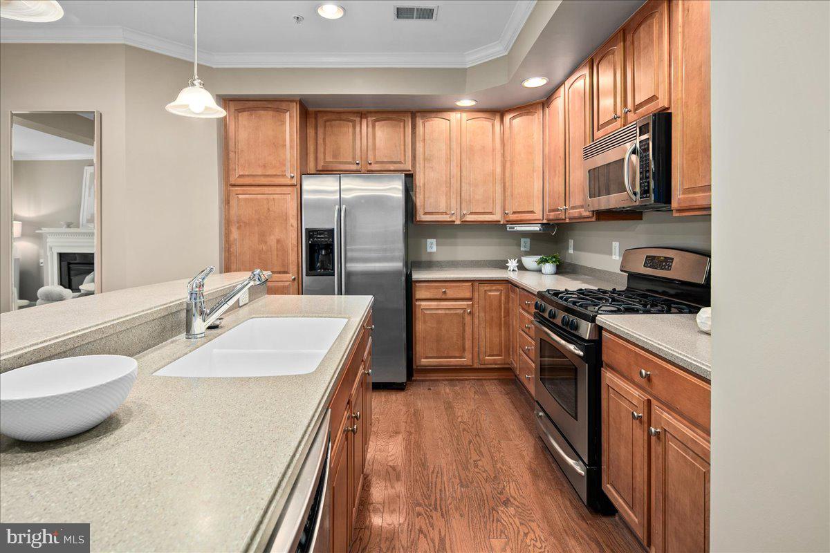 41882 INSPIRATION TER, ALDIE, Virginia 20105, 3 Bedrooms Bedrooms, ,2 BathroomsBathrooms,Residential,For sale,41882 INSPIRATION TER,VALO2114604 MLS # VALO2114604