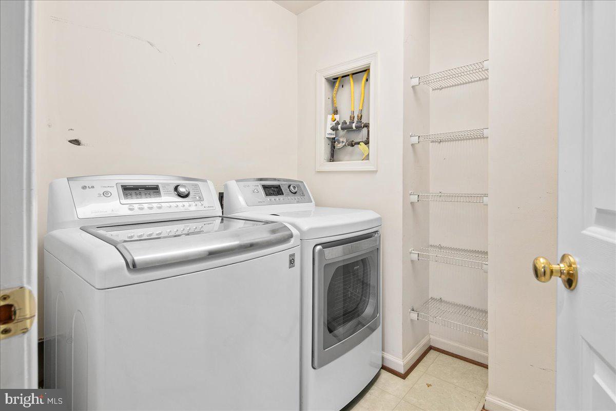 41882 INSPIRATION TER, ALDIE, Virginia 20105, 3 Bedrooms Bedrooms, ,2 BathroomsBathrooms,Residential,For sale,41882 INSPIRATION TER,VALO2114604 MLS # VALO2114604